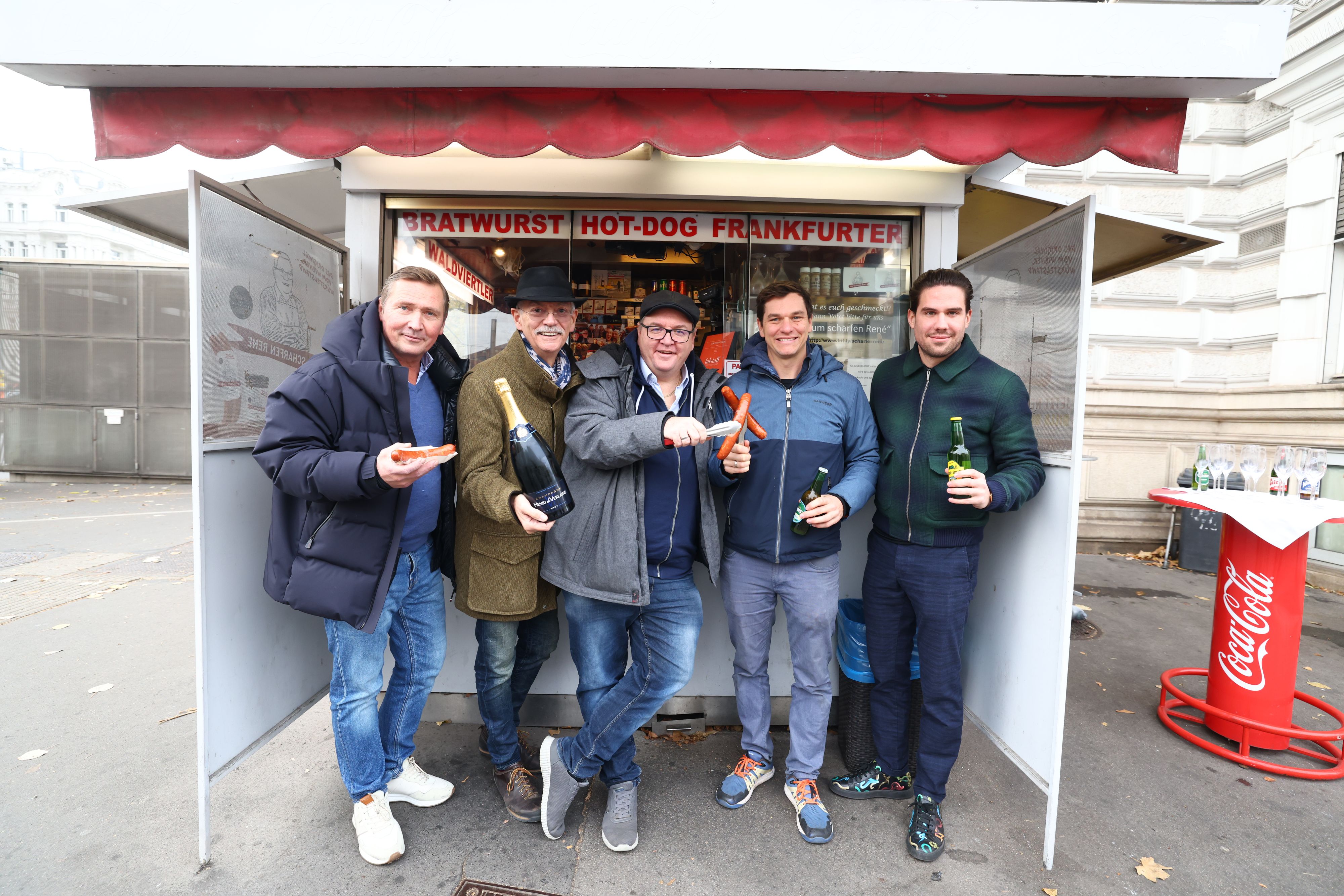 Peter Matzner, Josef Bitzinger, René Kachlir, Patrick Tondl und Robert Varga (v.l.) feiern den Kulturerbe-Status