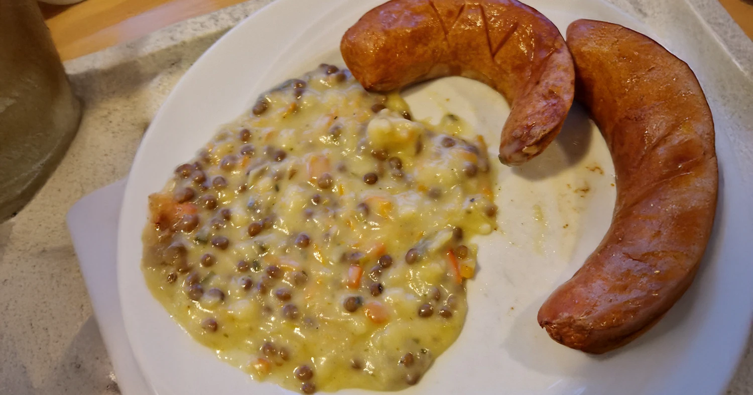 Bei diesem Mittagessen an einer Berufsschule im Mühlviertel (OÖ) vergeht es den Lehrlingen.