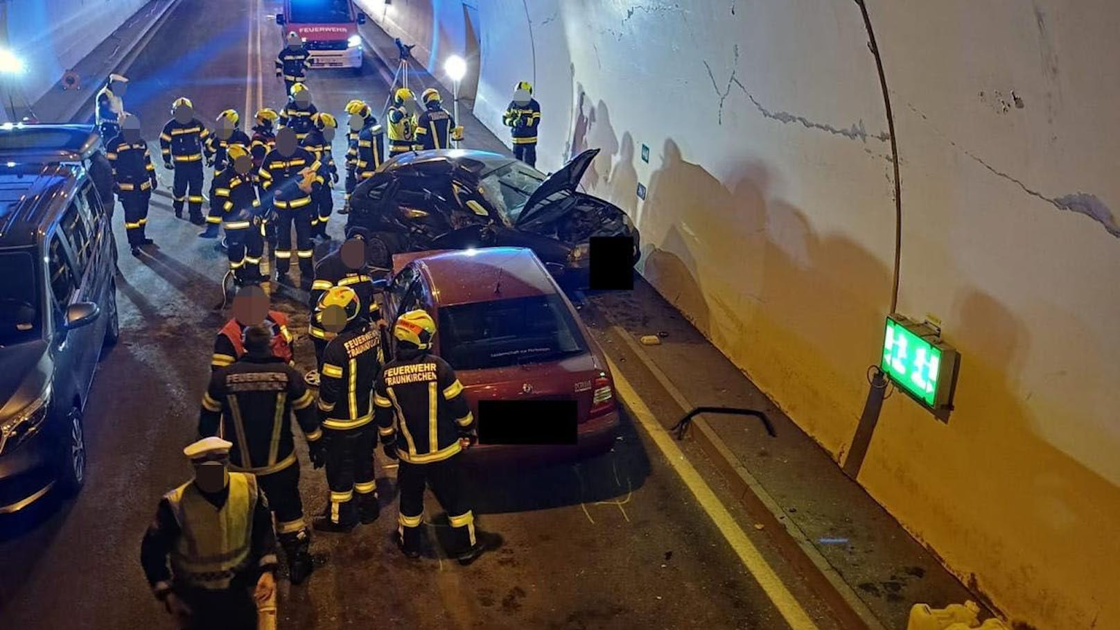 Die&nbsp; Freiwilligen Feuerwehren Ebensee und Traunkirchen waren im Einsatz.