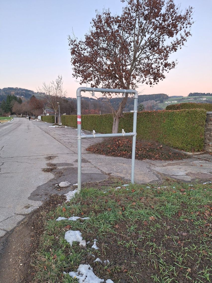 Bereits fünf Ortstafeln wurden entwendet.