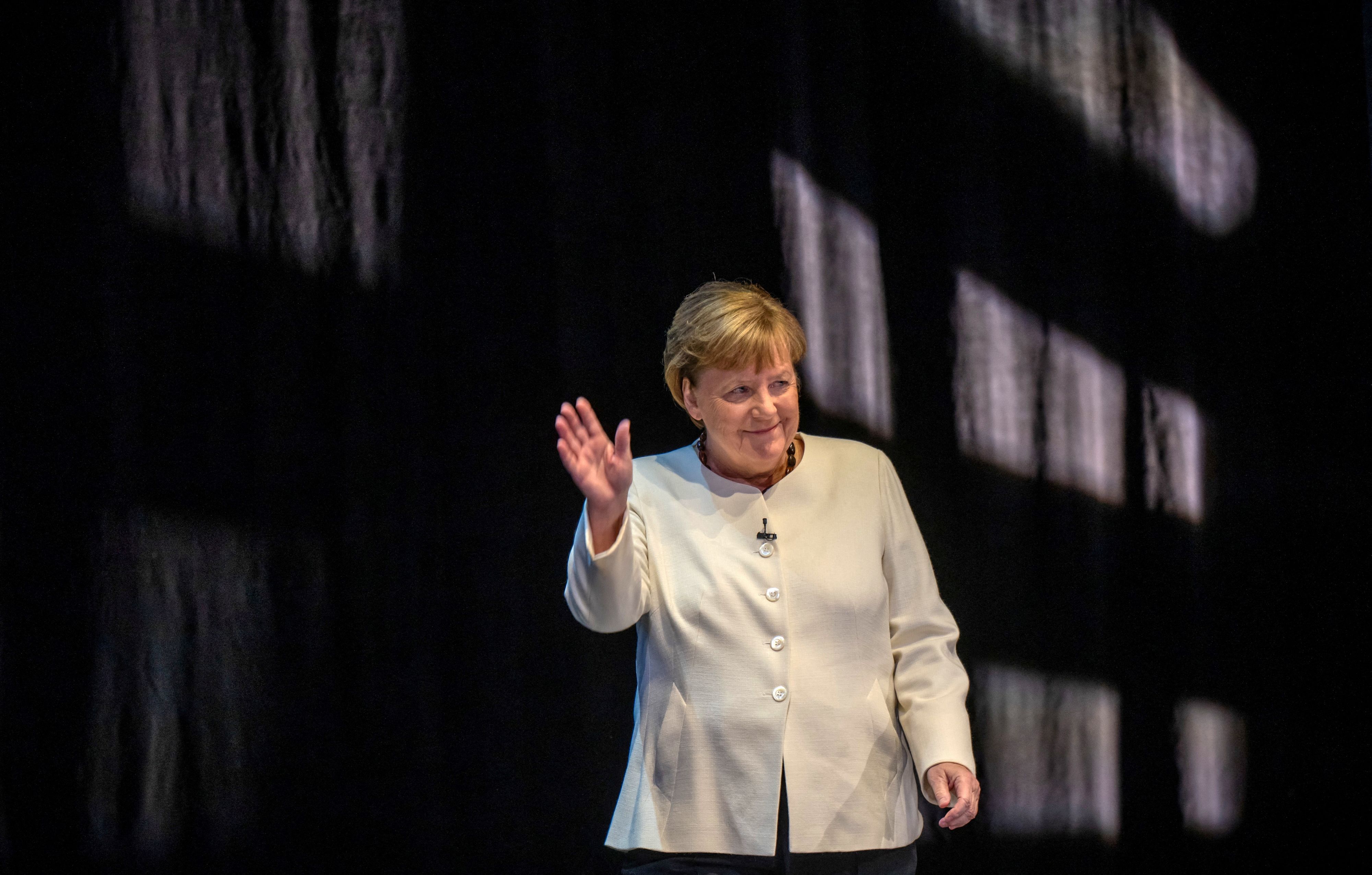 In Berlin stellte Deutschlands Ex-Kanzlerin Angela Merkel am Dienstag stellte ihre Memoiren mit dem Titel 