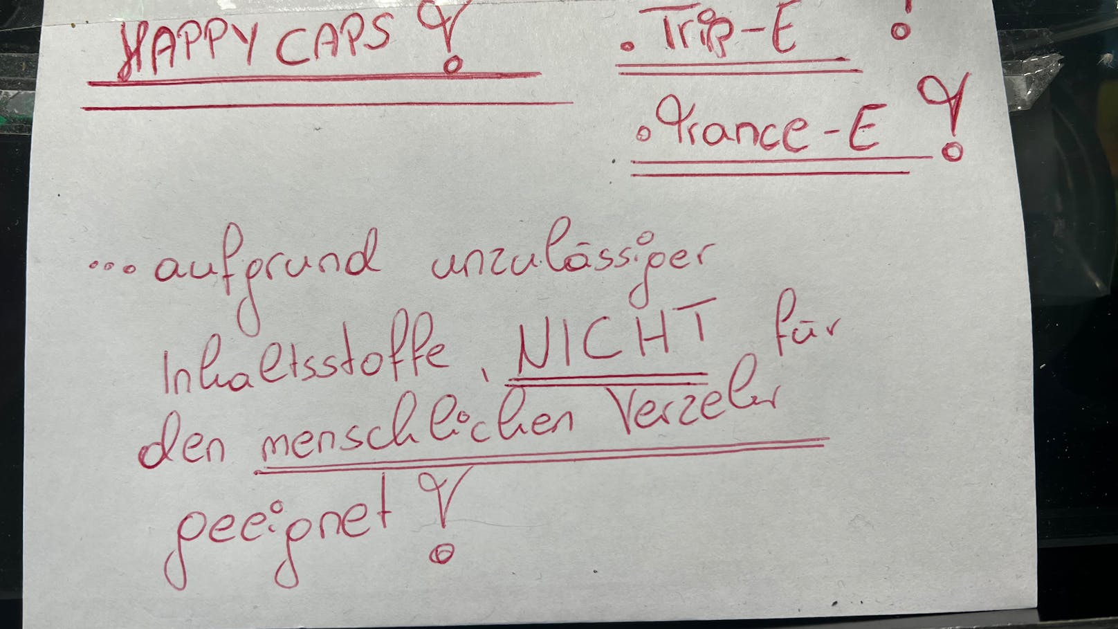 Hinweis im CBD-Shop: Happy Caps mit LSA wurden aus dem Sortiment genommen – nicht für den menschlichen Verzehr geeignet.