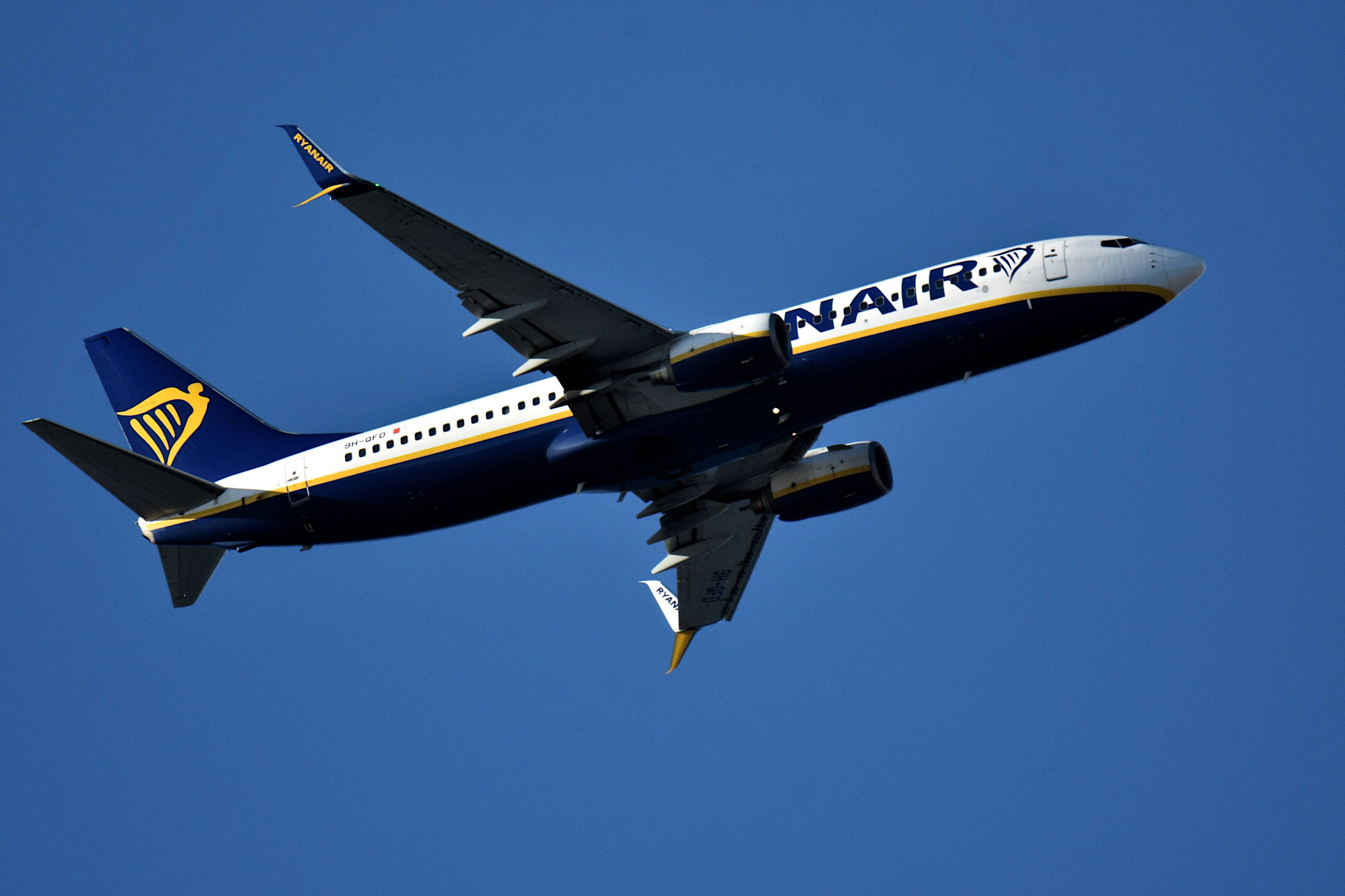 Ryanair muss der Frau die Kosten des Gutscheins ersetzen. (Symbolbild)