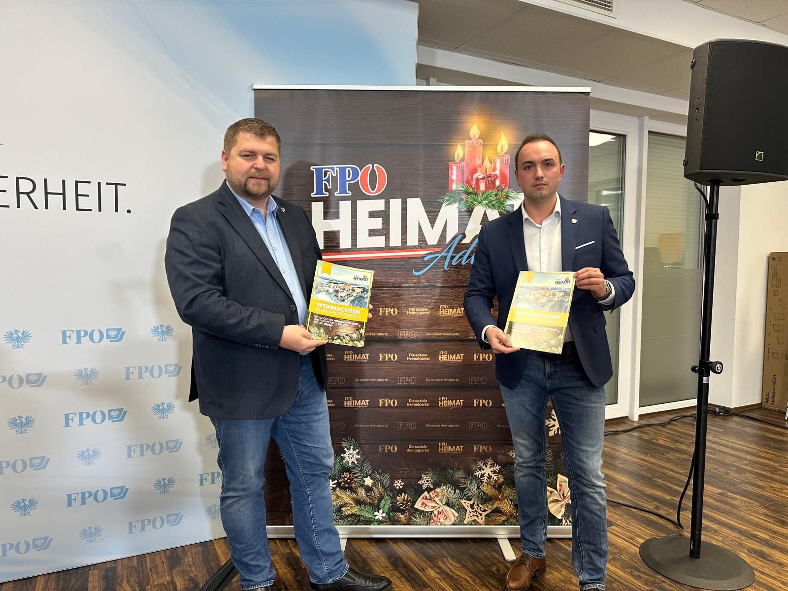 FPÖ Niederösterreich-Landesparteisekretär Alexander Murlasits (r.) und FPÖ Niederösterreich-Landesgeschäftsführer Andreas Arthur Spanring (l.)