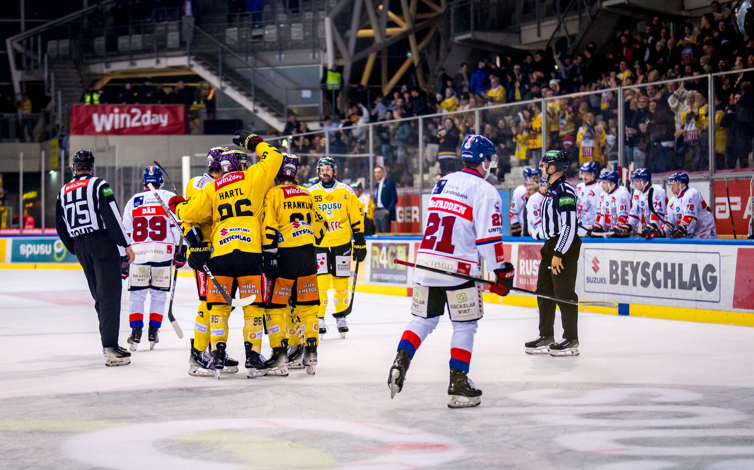 Die Capitals jubeln in Wien-Kagran