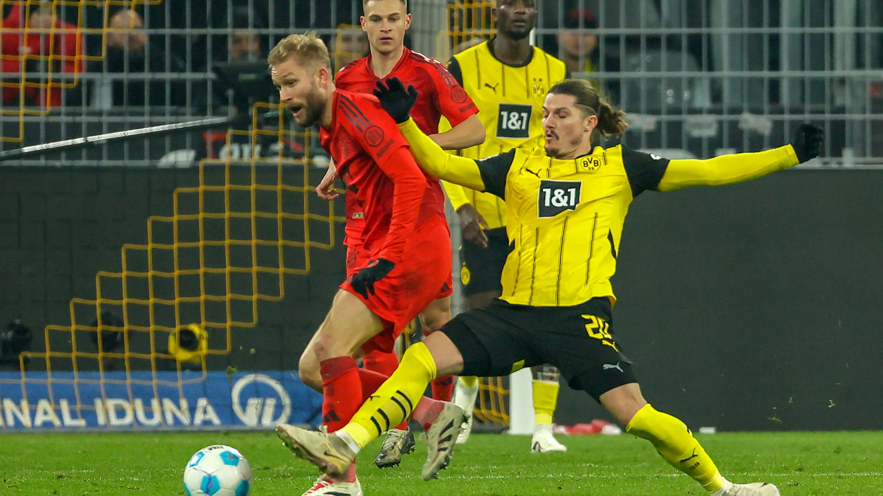 Konrad Laimer und Marcel Sabitzer trennten sich im deutschen "Klassiker" mit 1:1.