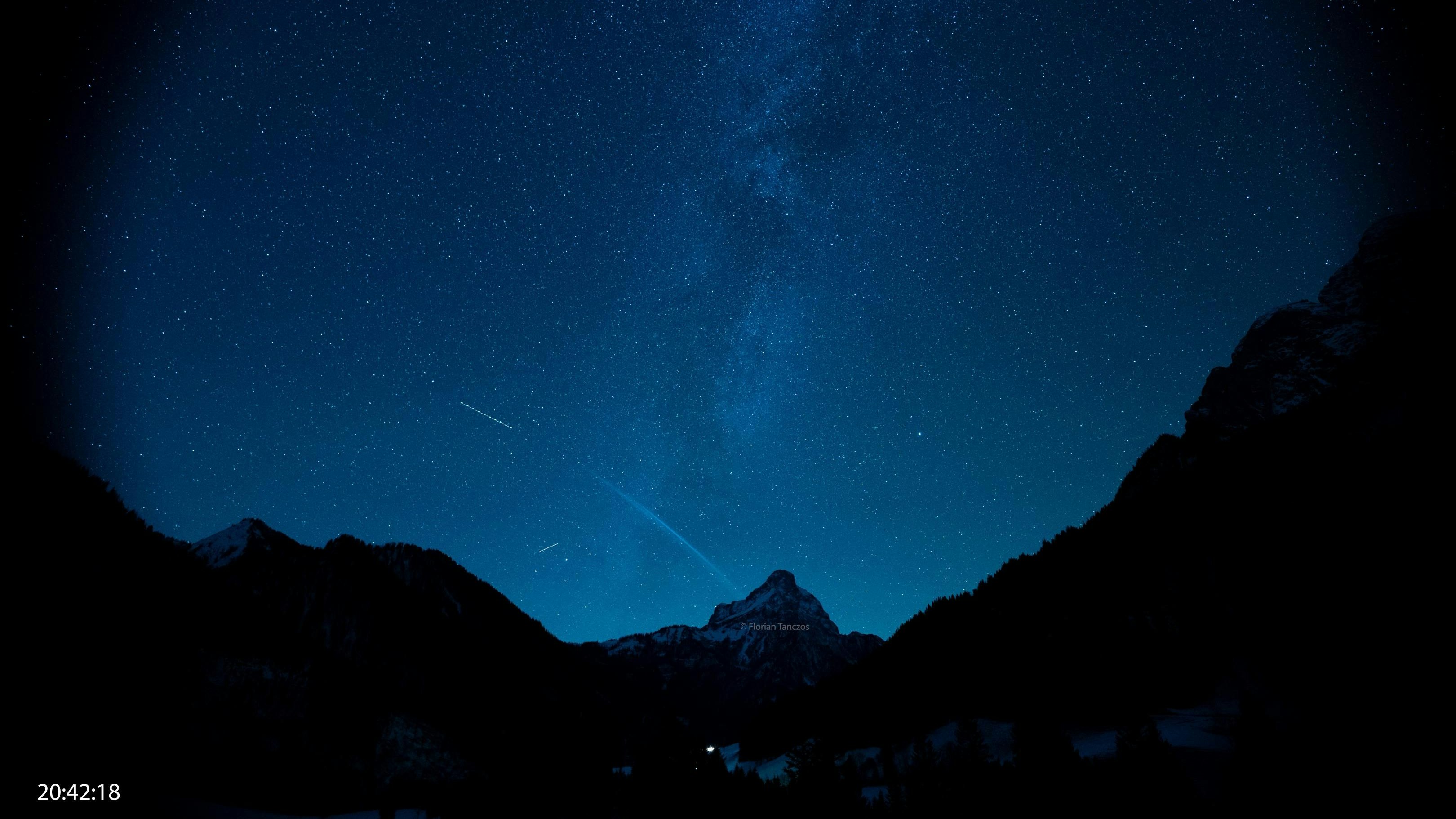 Eineinhalb Stunden später schien der Lichtstreifen gewandert zu sein - verantwortlich dafür ist die Erdrotation