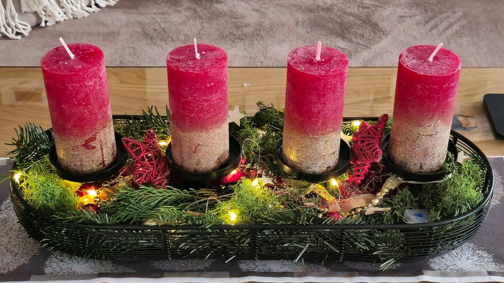 Silvia sorgte dieses Jahr für einen neuen Adventkranz.