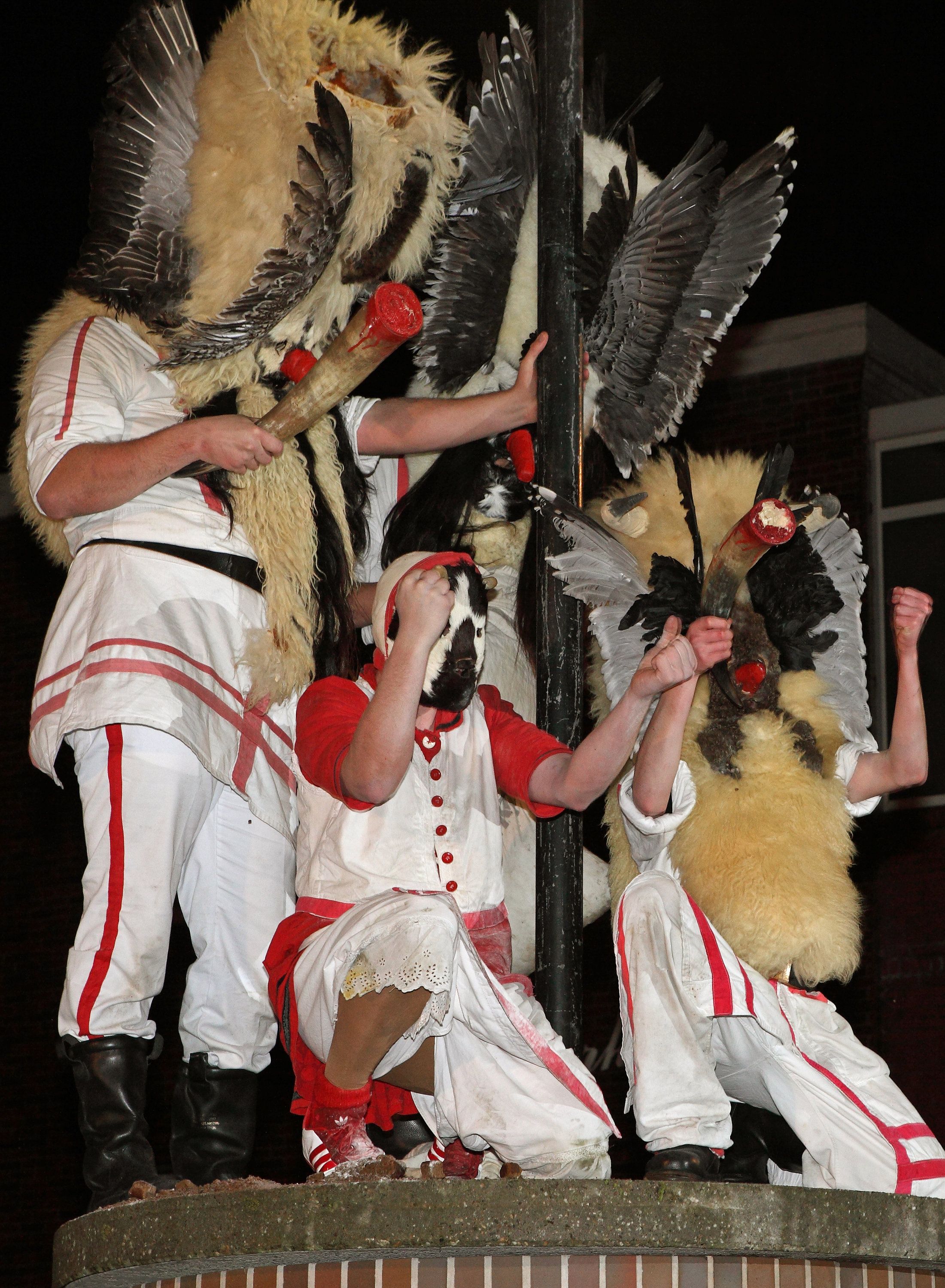 Trotz der massiven Kritik an der Borkumer Nikolaus-Tradition Klaasohm setzten sich Frauen jetzt für den Erhalt des umstrittenen Brauchs ein. (Symbolbild, Aufnahme aus 2011)