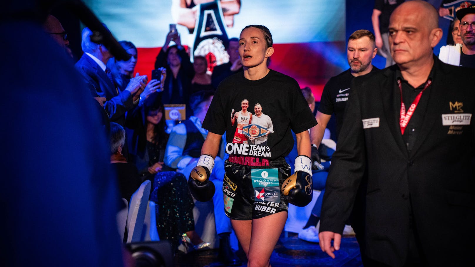 Am Samstag fand in Wien die "15. Bounce Figt Night statt". In einem packenden WM-Kampf verteidigte Österreichs Box-Ass Michaela Kotaskova ihren Titel.