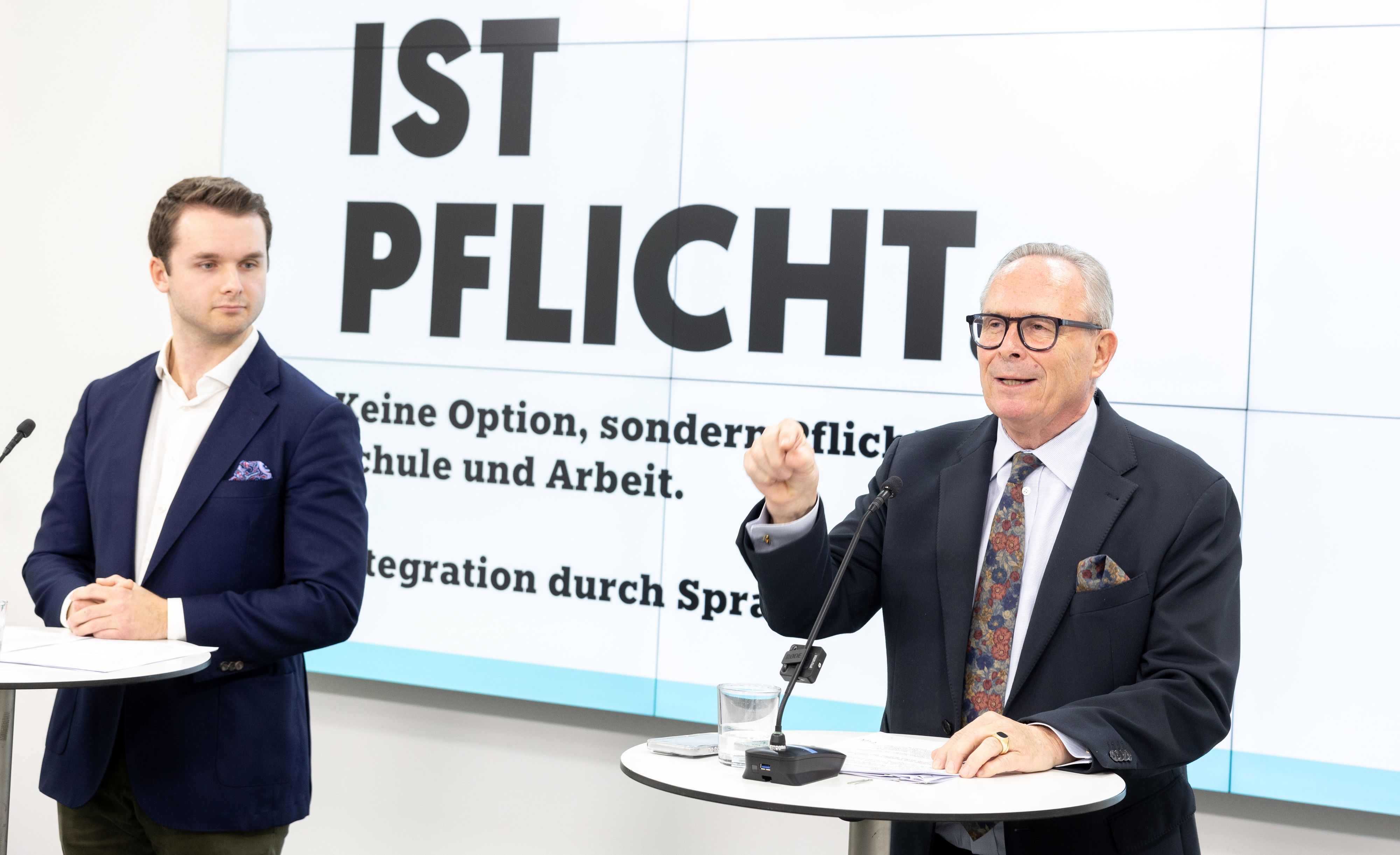 Karl Mahrer (r.) und Harald Zierfuß bei der Pressekonferenz