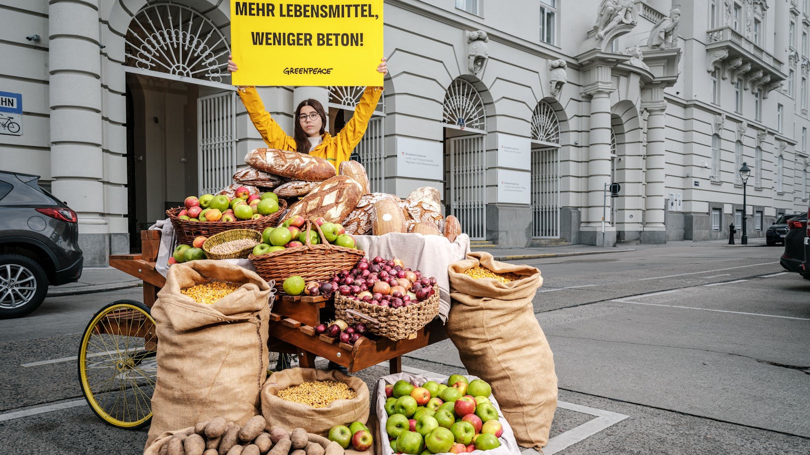 Wie kostbares Ackerland in Österreich zerstört wird