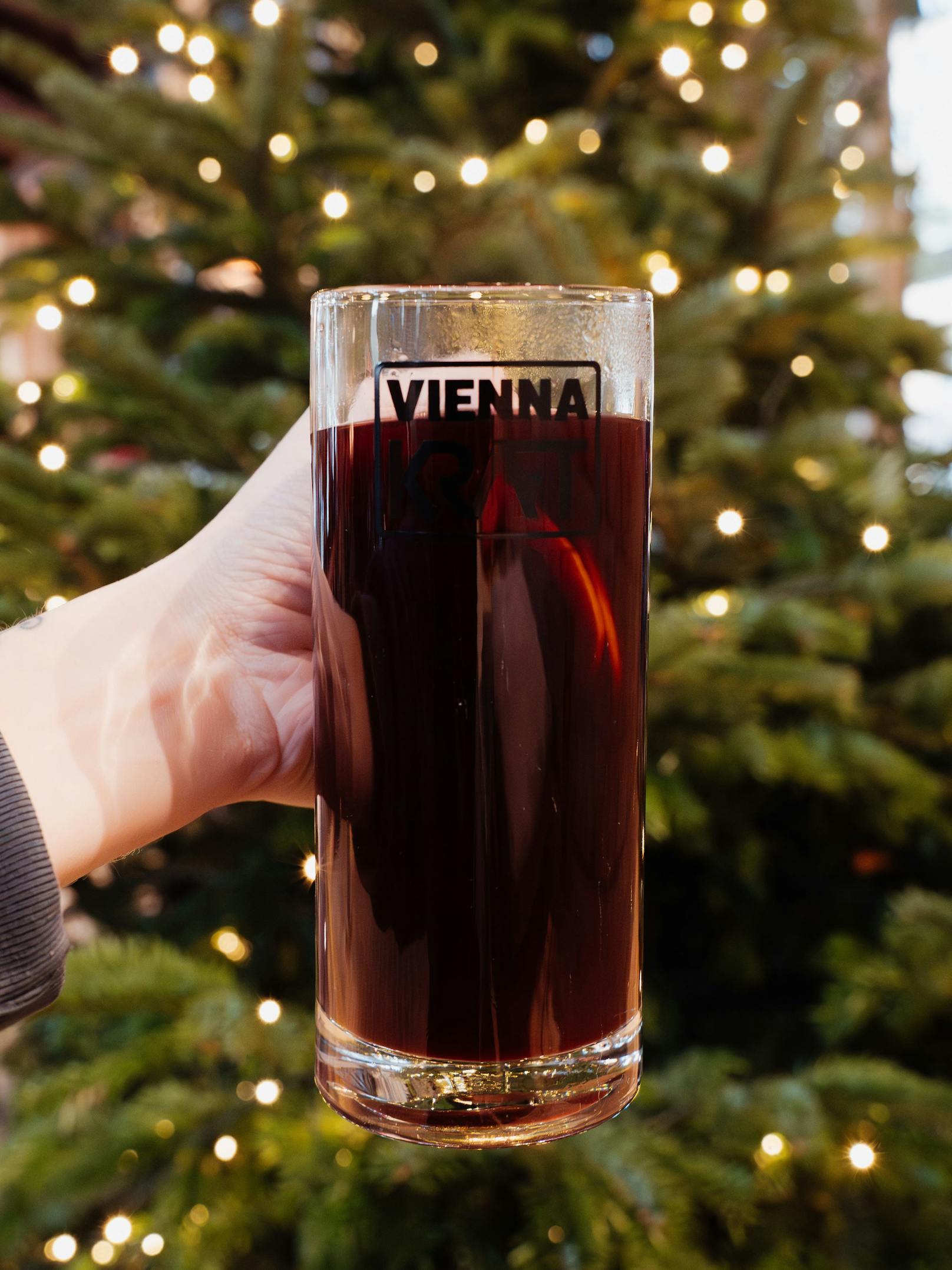 Im Gleis//Garten erwartet dich frischer Glühwein!