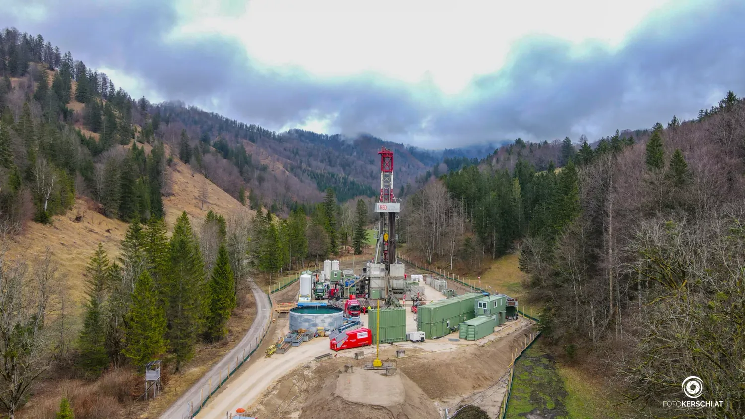 Seit Frühjahr 2024 sind die Probebohrungen in Molln im Gange.