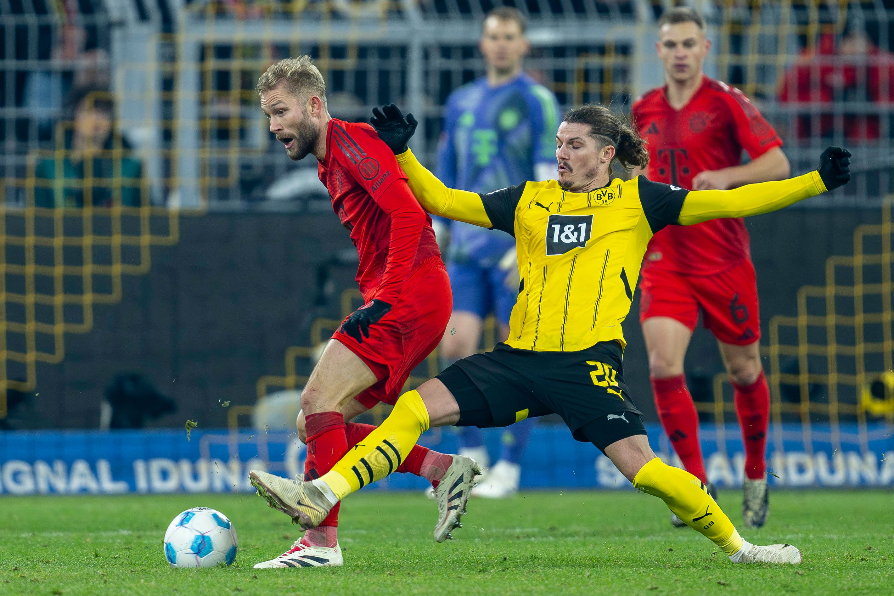 Bayern-Star Konrad Laimer und Dortmund-Spielmacher Marcel Sabitzer.