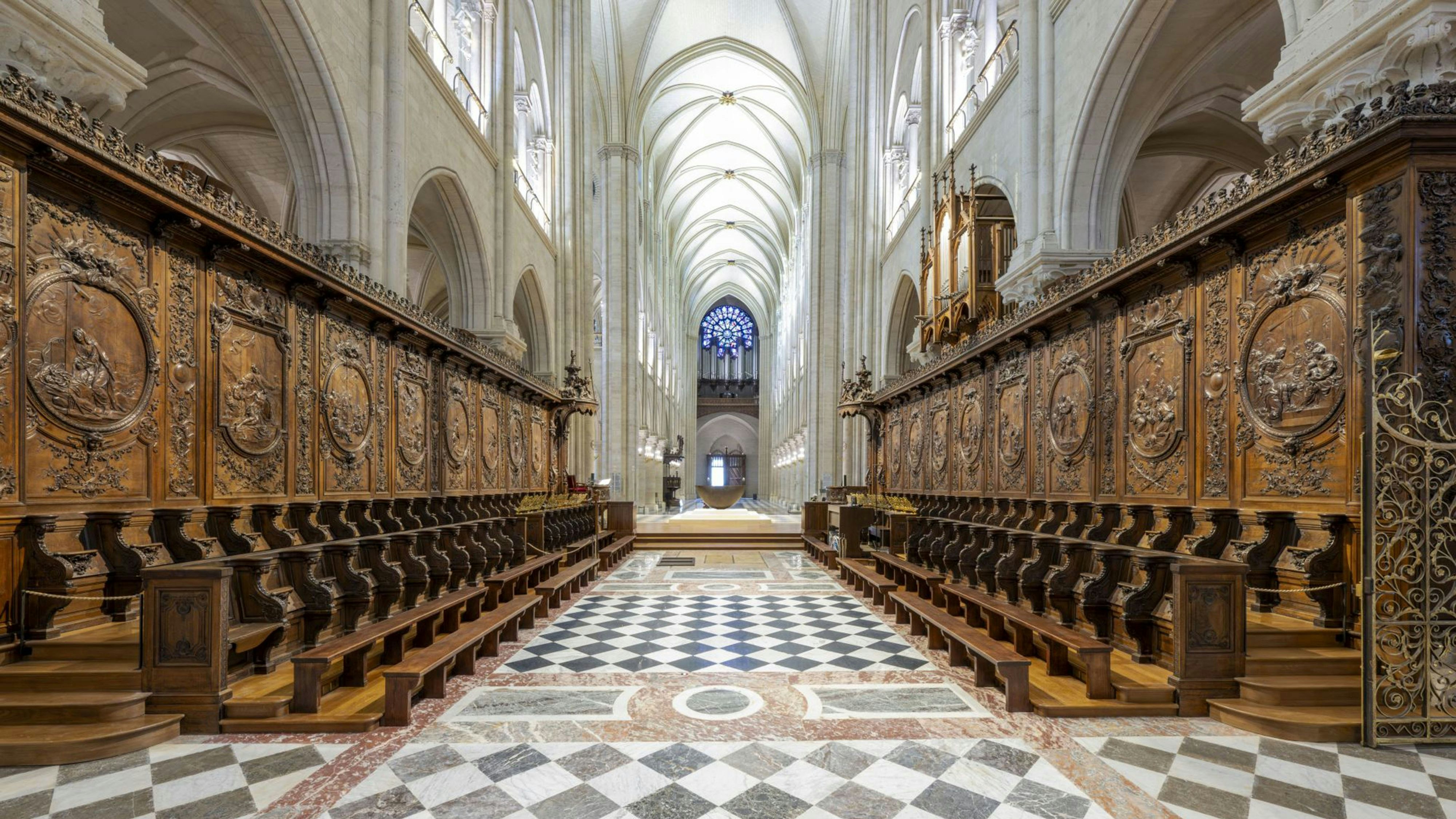 Schön wie selten zuvor: Die komplett renovierte und gesäuberte Kathedrale Notre-Dame kurz vor ihrer feierlichen Wiedereröffnung