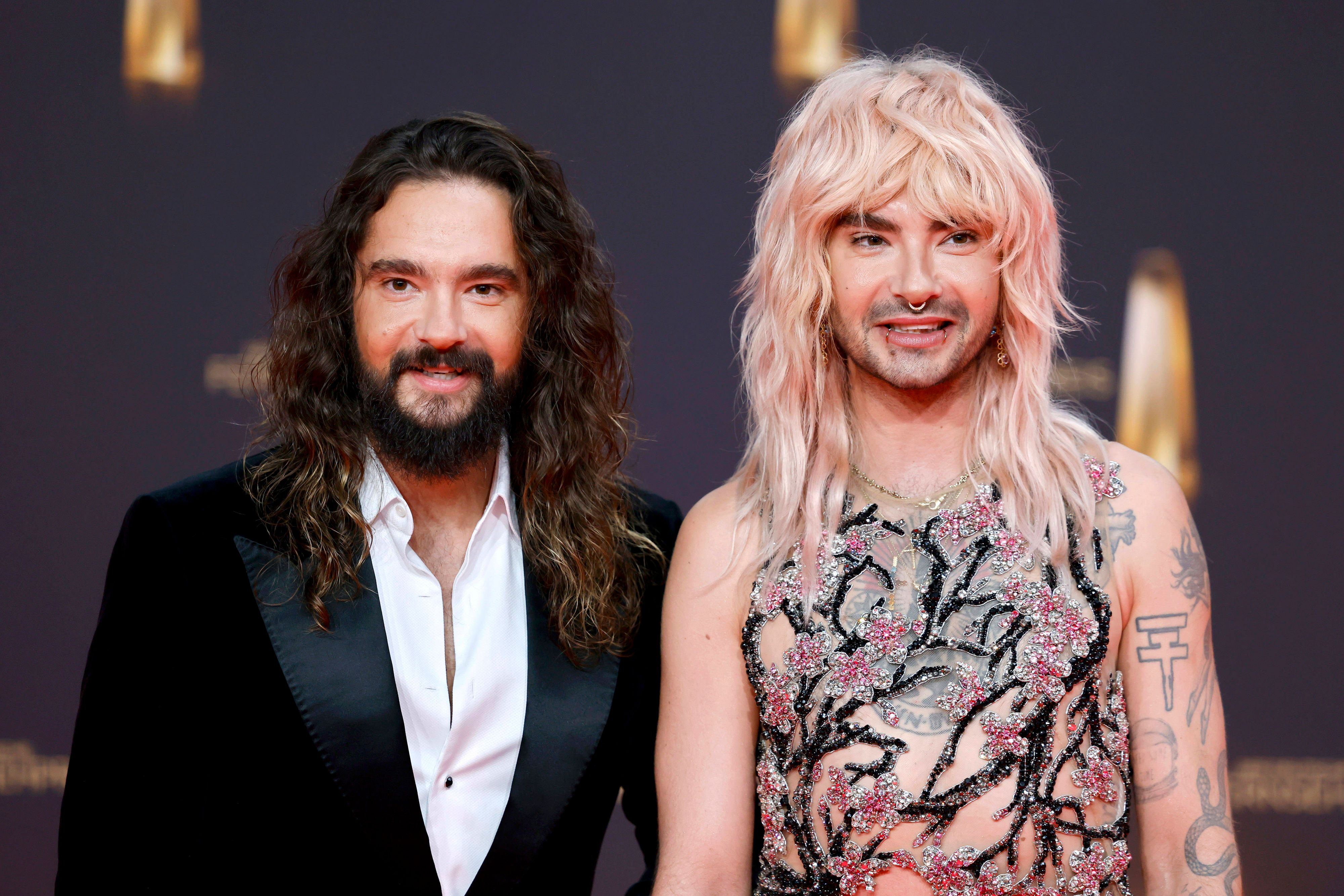 Musiker Tom Kaulitz und Sänger Bill Kaulitz, Zwillingsbrüder von der Band Tokio Hotel