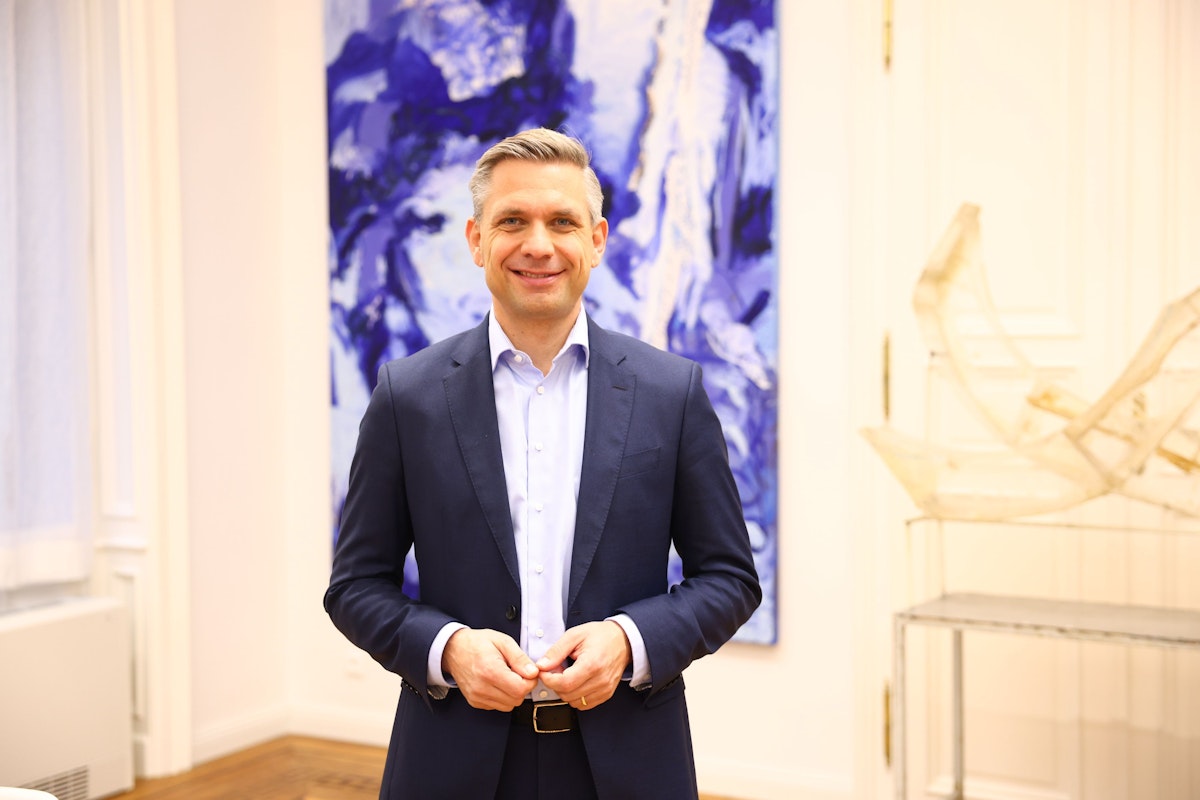 Wolfgang Hattmansdorfer (45) war ÖVP-Landesrat in OÖ, sitzt seit Oktober erstmals im Nationalrat und ist ab Jänner 2025 neuer Generalsekretär der Wirtschaftskammer Österreich.