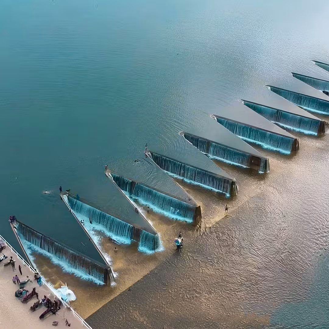 Ja, dieses Bild ist echt. Der Pimburaththewa-See in Sri Lanka, auch bekannt als Pimburattewa Tank.