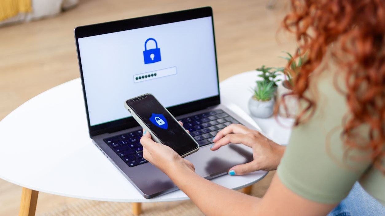 Betrüger wollten PC von Wienerin mit "Anydesk"-App fernsteuern. 