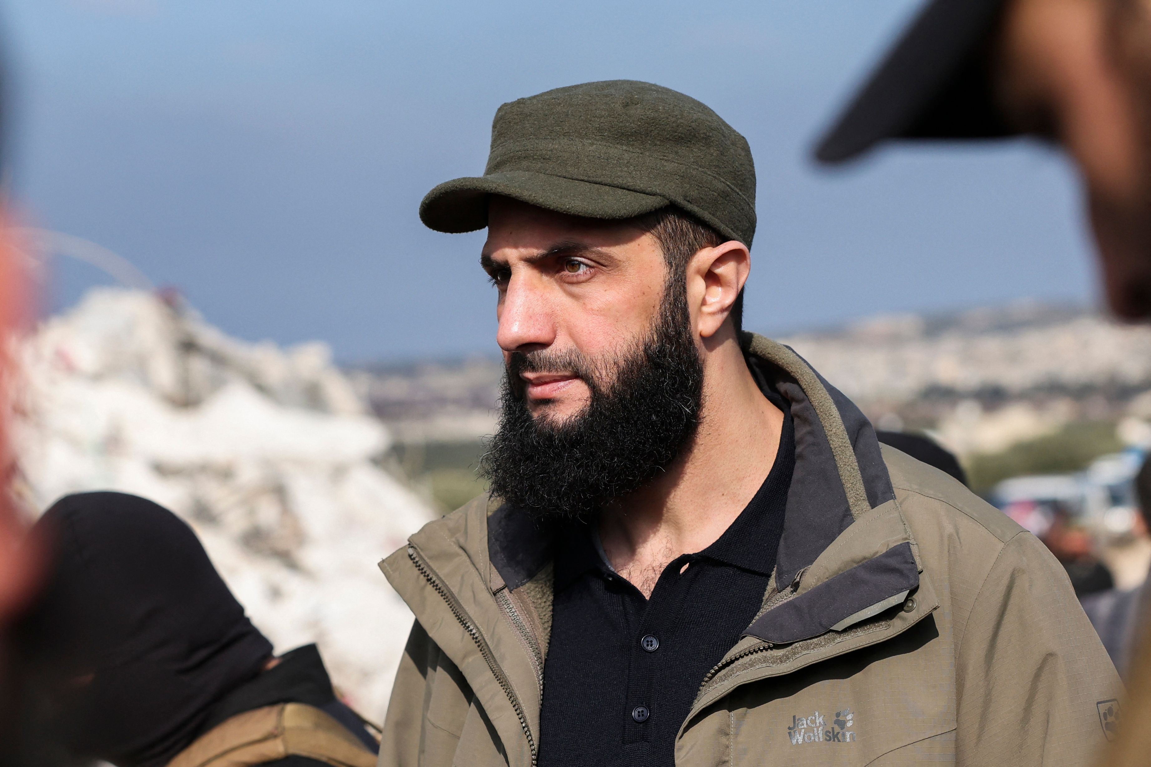 Abu Mohammedal-Dscholani stützte er mit der HTS-Miliz Diktator Baschar al-Assad.