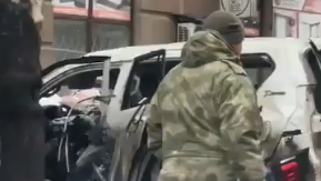 Autobombe tötet Gefängnisdirektor in Donezk.