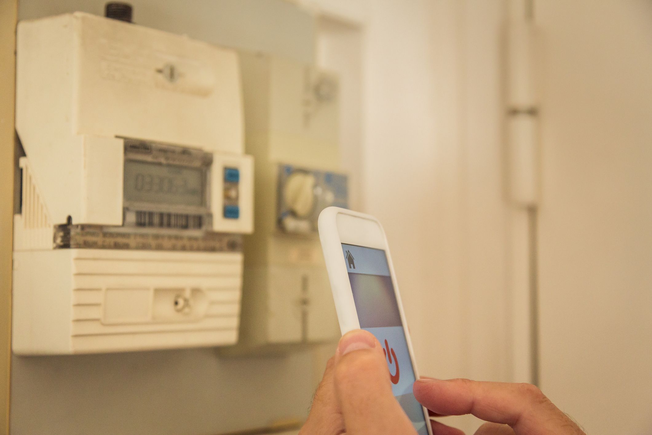 Die Netz Oberöstereich GmbH warnt jetzt eindringlich auf ihrer Website. (Symbolbild)