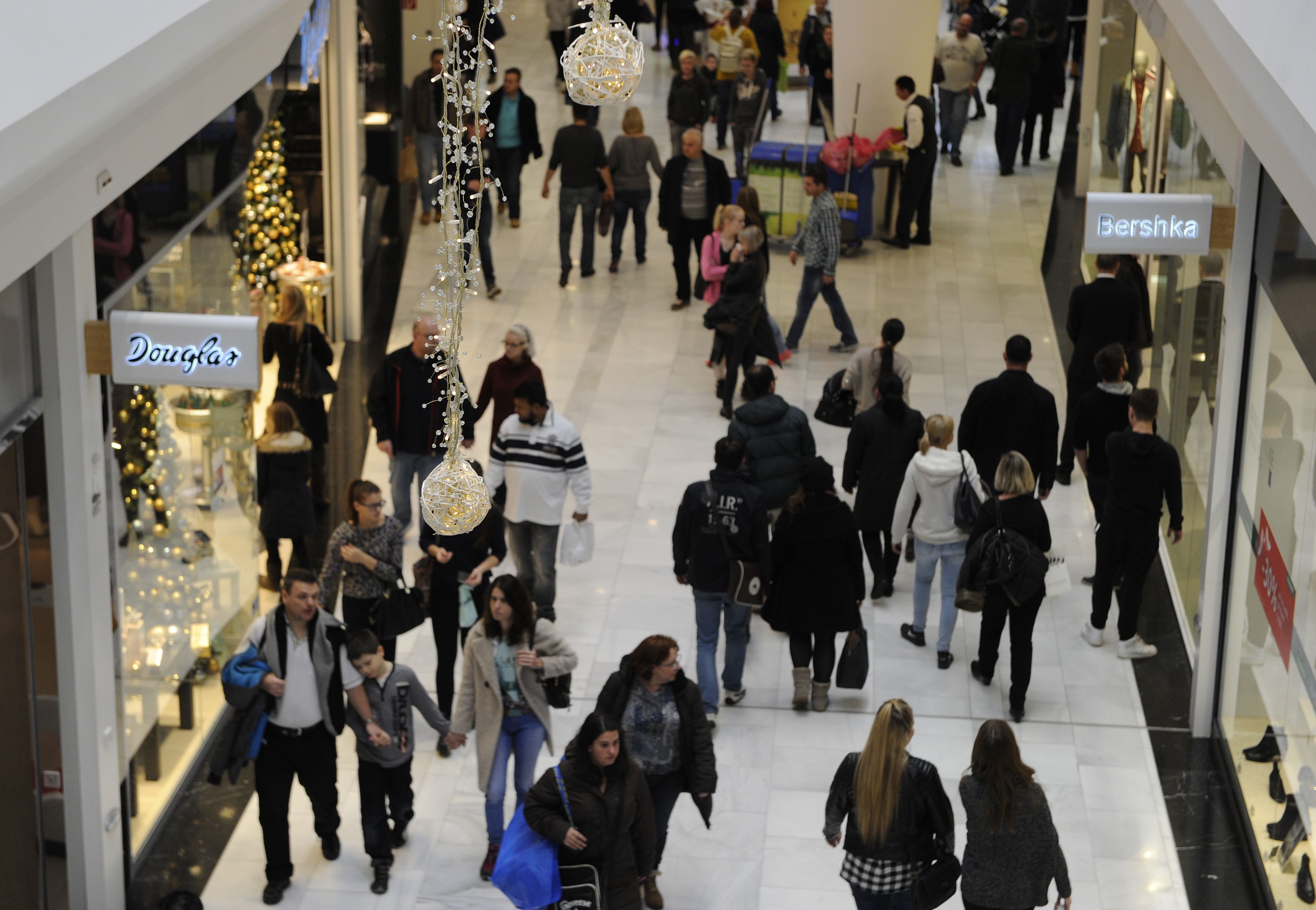 Für viele Österreicherinnen und Österreicher ist der Weihnachtseinkauf keine Freude.