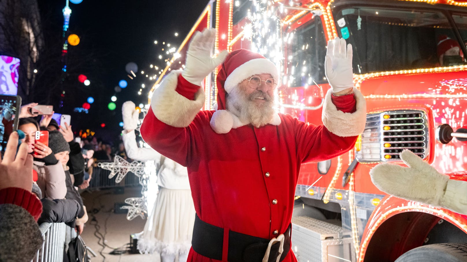 Ho-ho-ho! Weihnachtsmann rollt jetzt durch den Prater