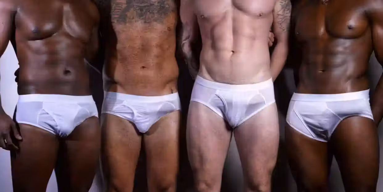 Männer berichten, wie ihr XXL-Gemächt ihr Leben beeinflusst – von Fetischisierung bis hin zu körperlichen Problemen.