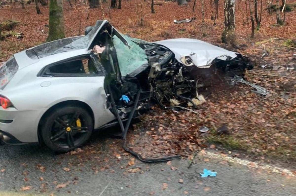 West-Ham-Stürmer Michail Antonio wurde beim Crash in seinem Ferrari schwer verletzt.