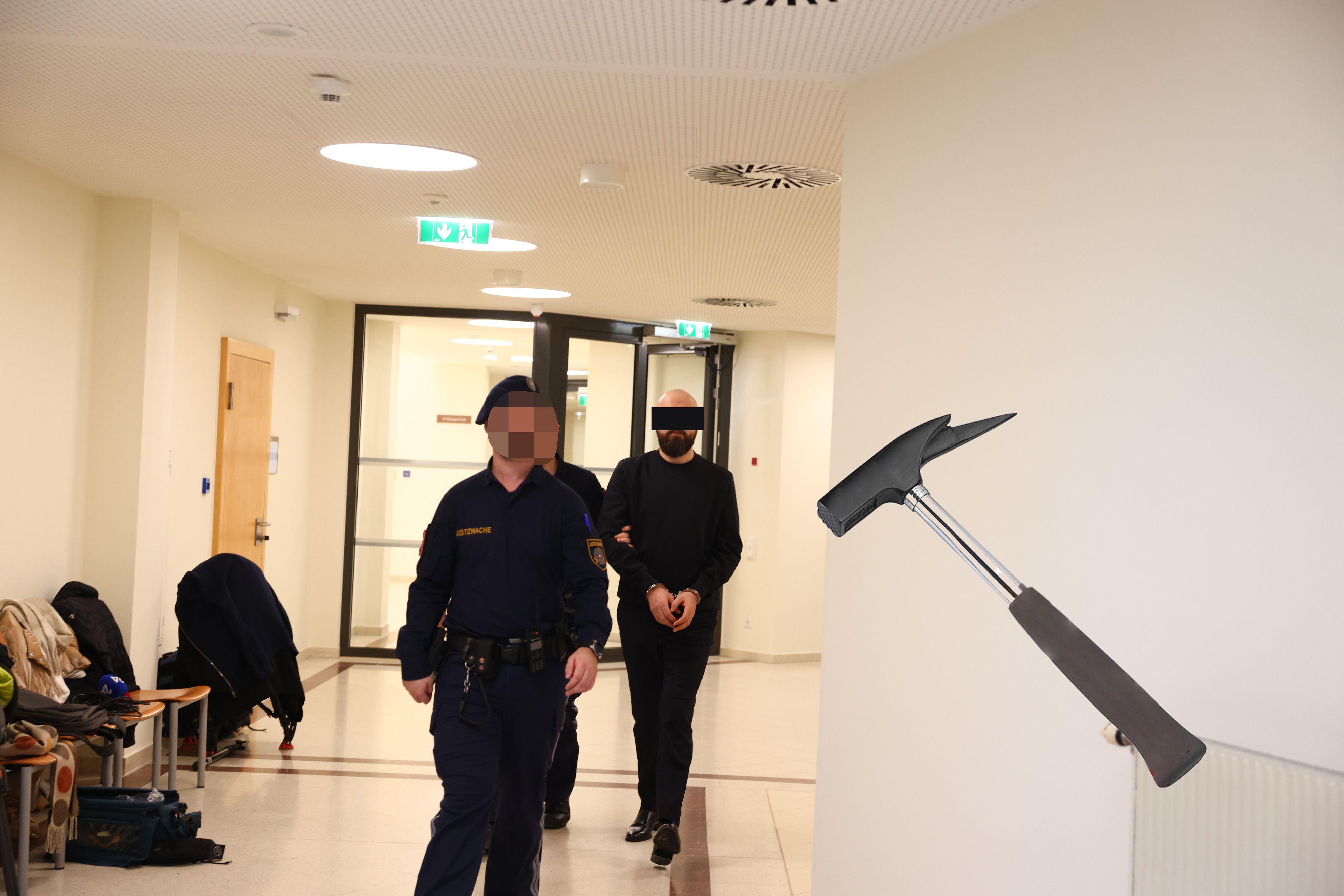 Opfer mit Hammer erschlagen: Angeklagter (39) vor Gericht in Wien.