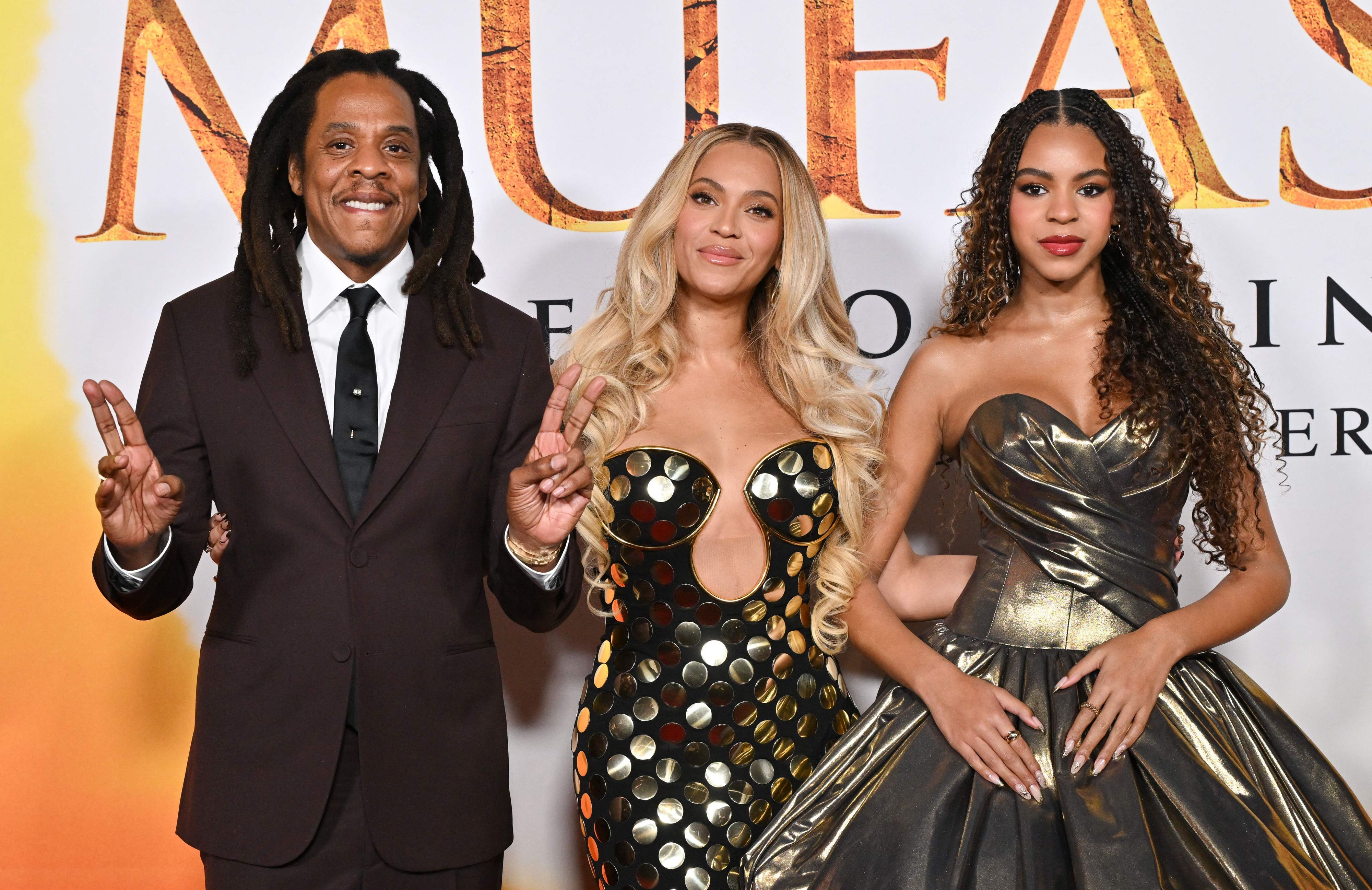 Jay-Z, Beyoncé und ihre Tochter Blue Ivy Carter zeigten sich bei der 