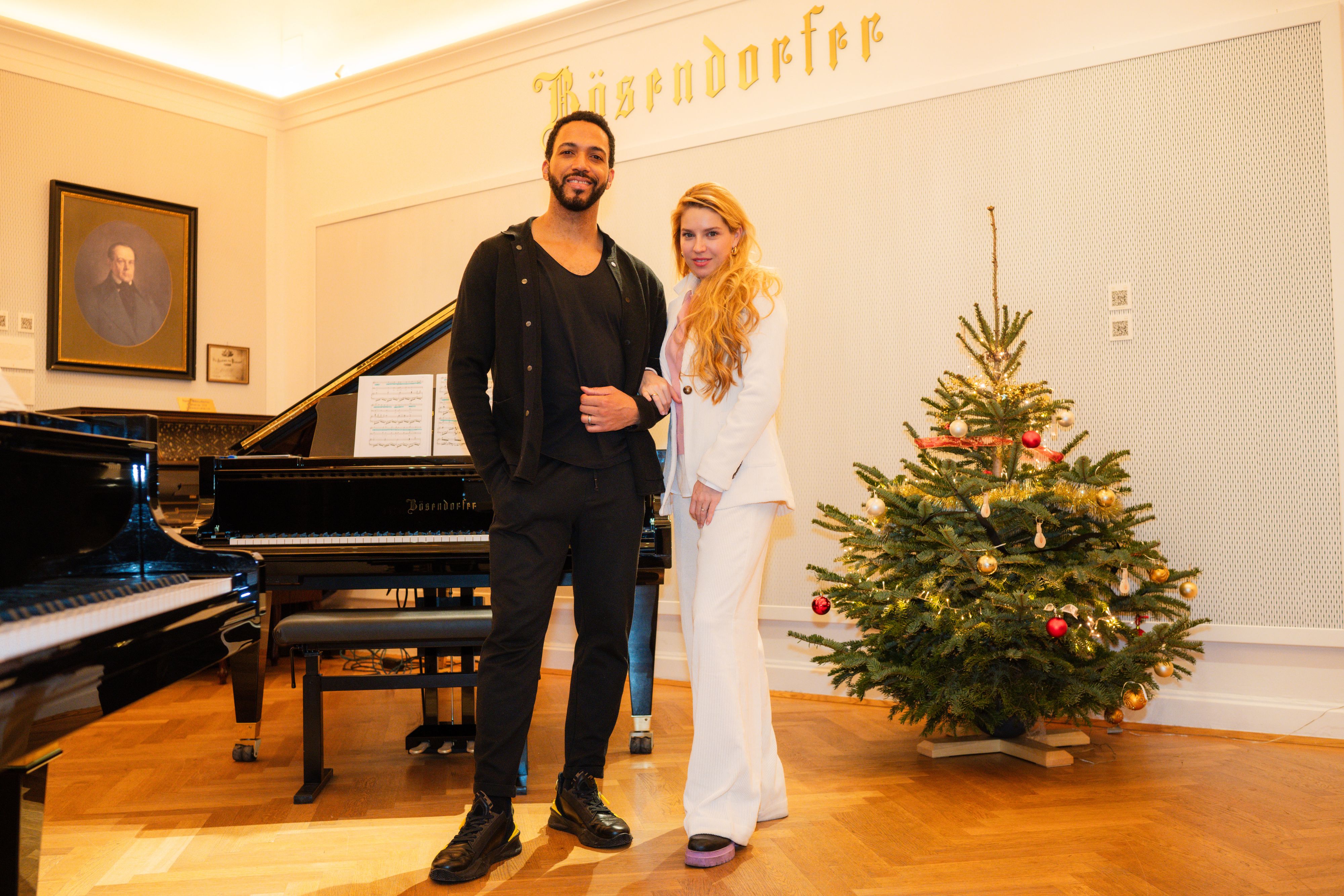 Cesár Sampson und Amelie Hois.