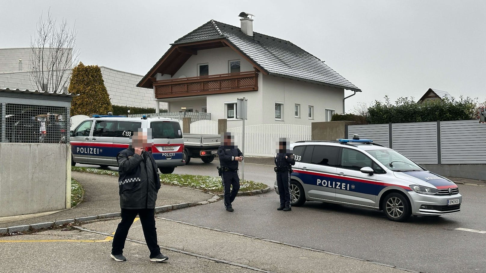 Mann mit schweren Kopfverletzungen in Amstetten aufgefunden