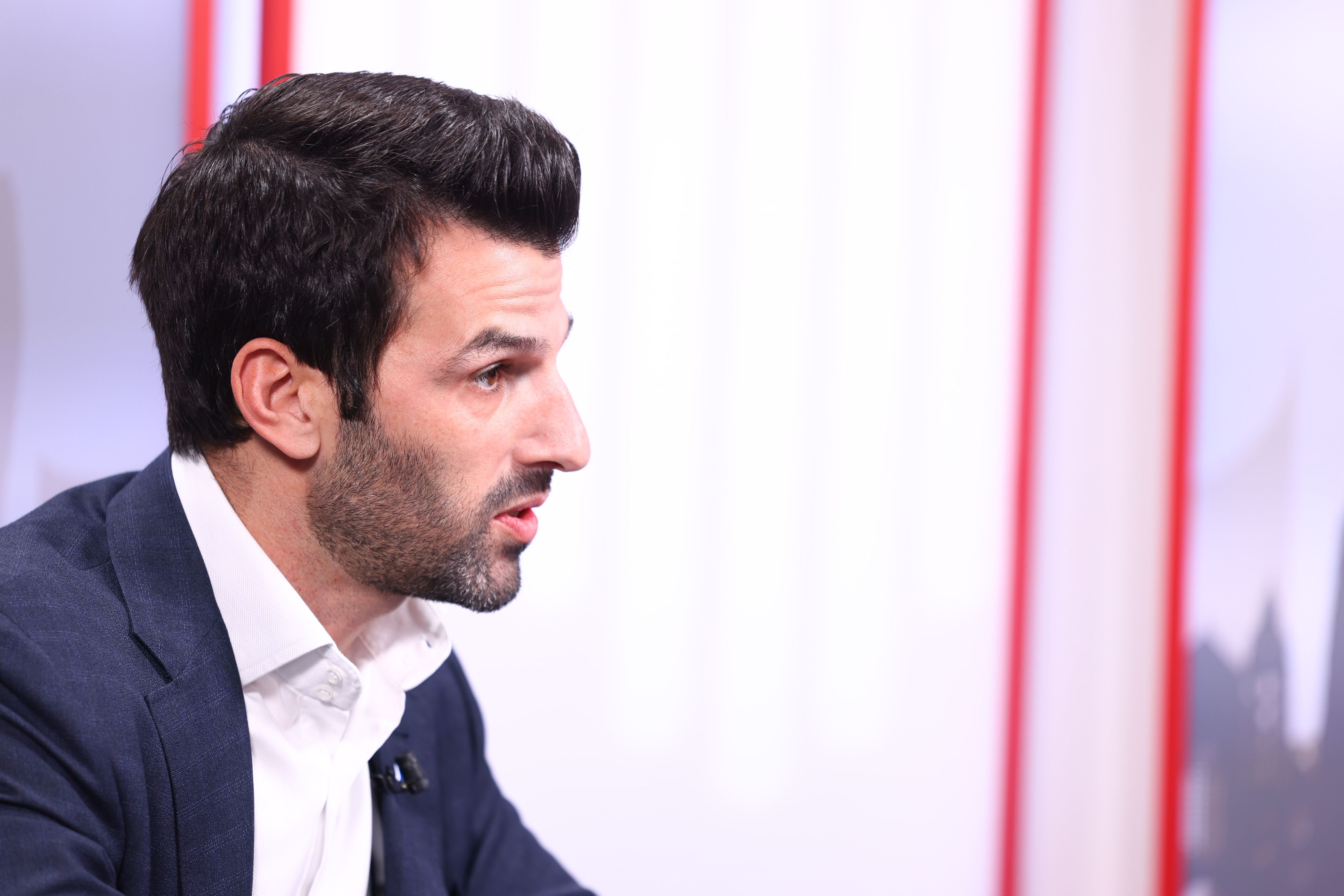 Landesvize Udo Landbauer (FPÖ) fordert Tempo 150 auf ausgewählten Autobahnstrecken.