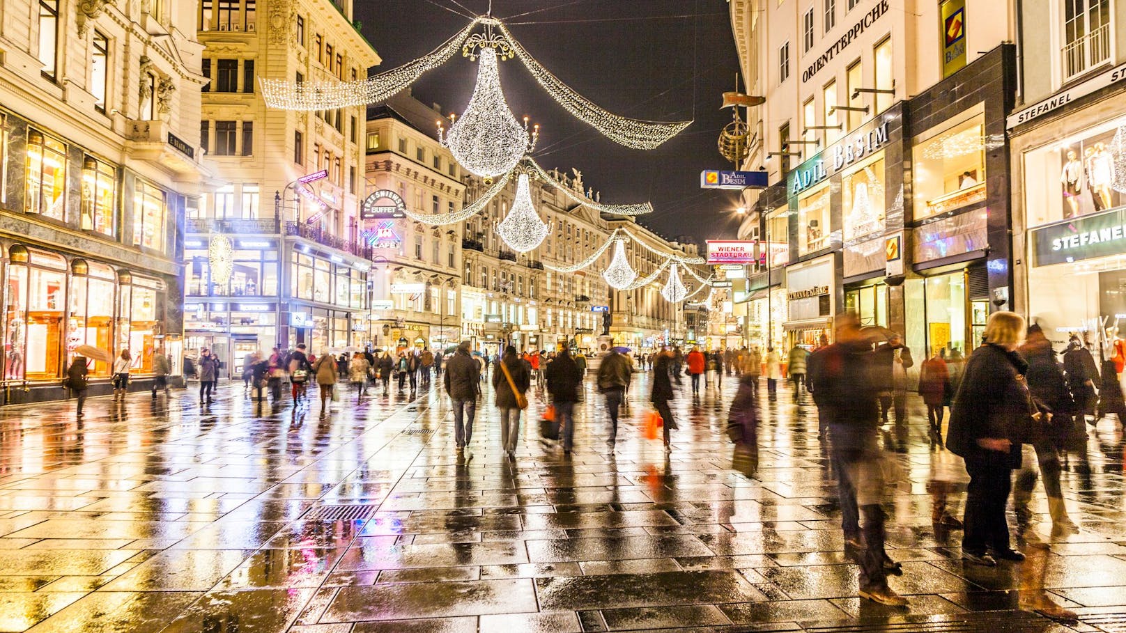 Österreicher geben wieder mehr für Geschenke aus