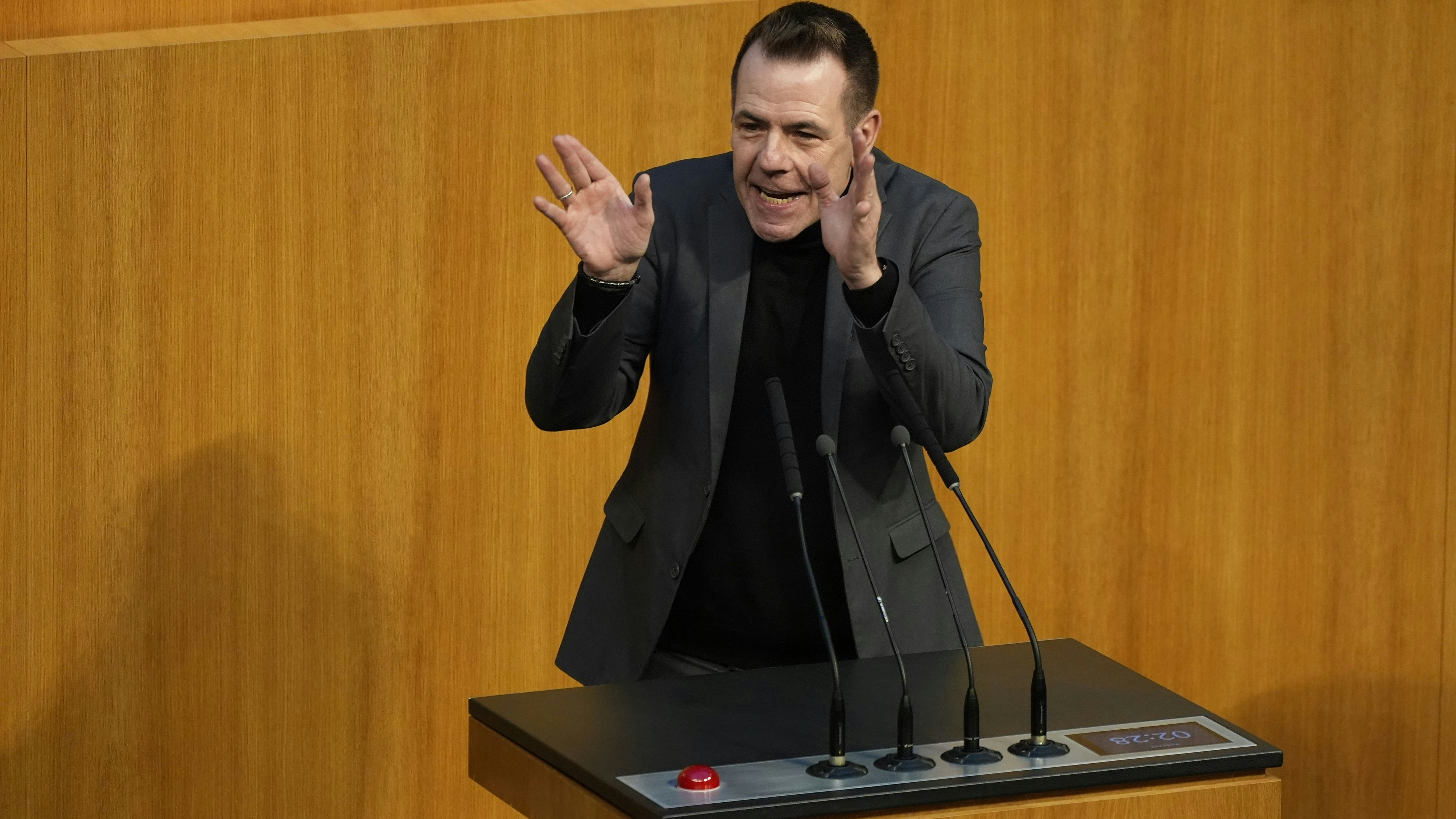 Harald Vilimsky (FPÖ): "Die EU lebt in ihrer eigenen Welt – abgehoben, selbstbezogen und ohne jedes Gespür für die Lebensrealität der Menschen."