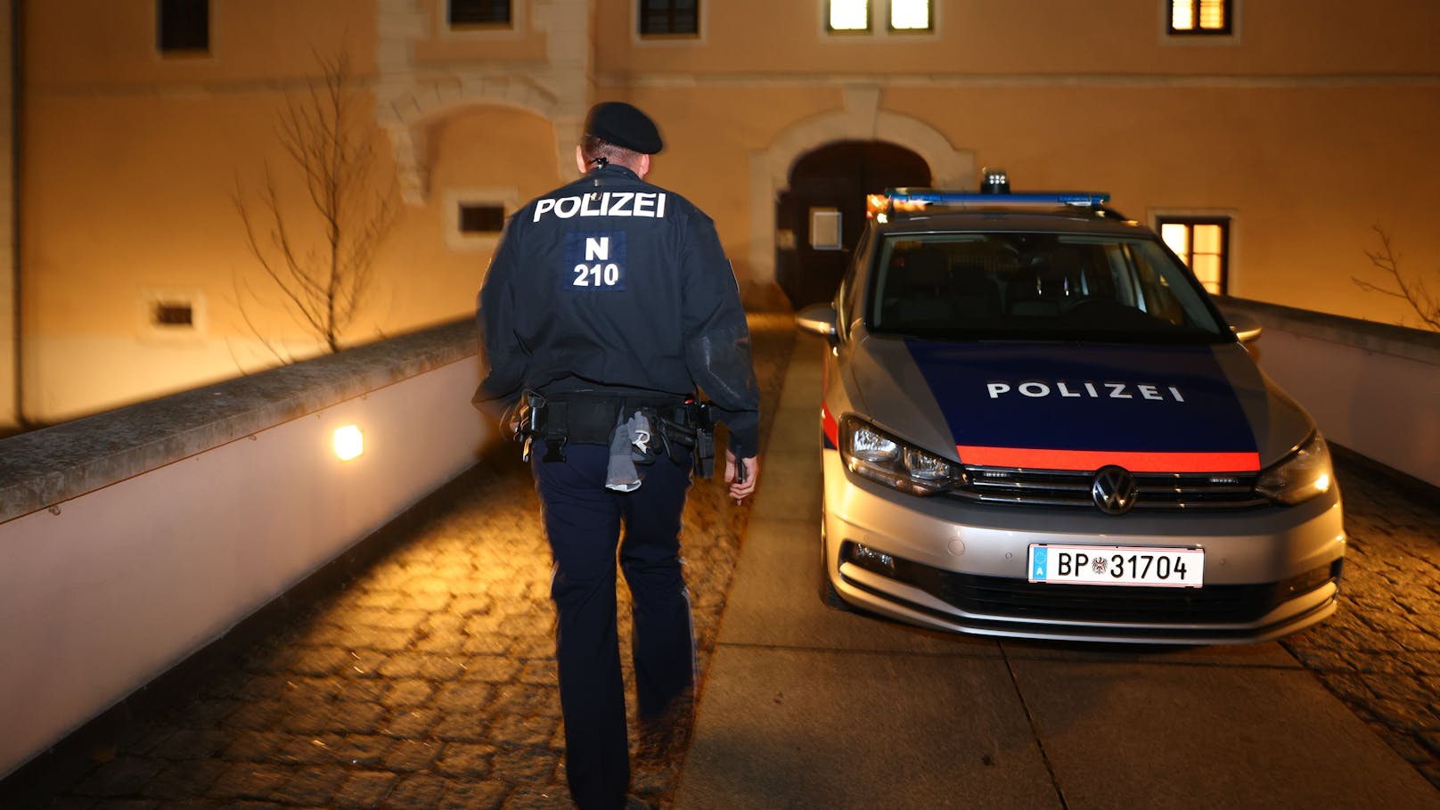 Polizei überwachte Gemeinderatssitzung in Vösendorf