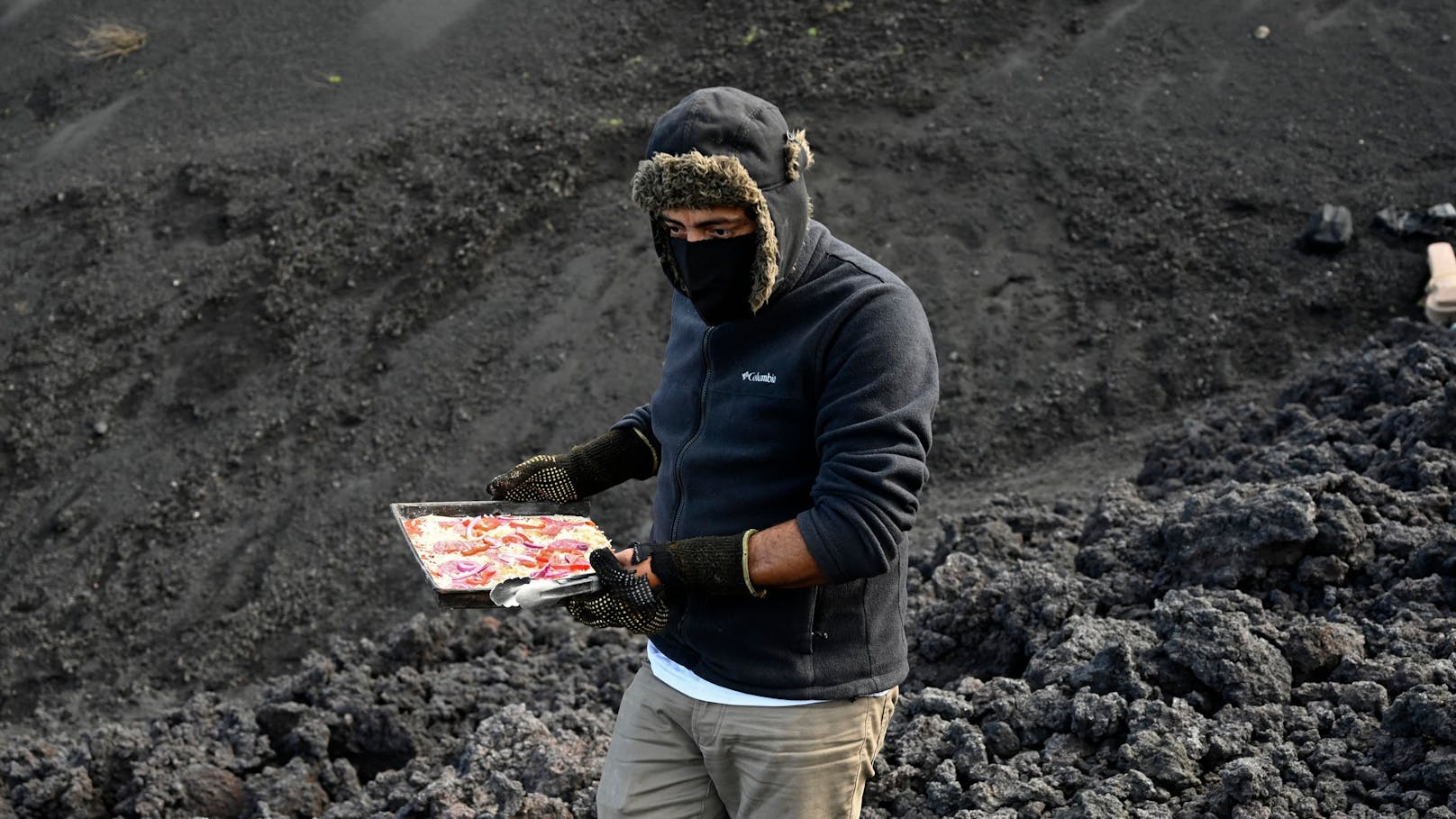 Hier bäckt Mario (34) "gefährlichste Pizza der Welt"