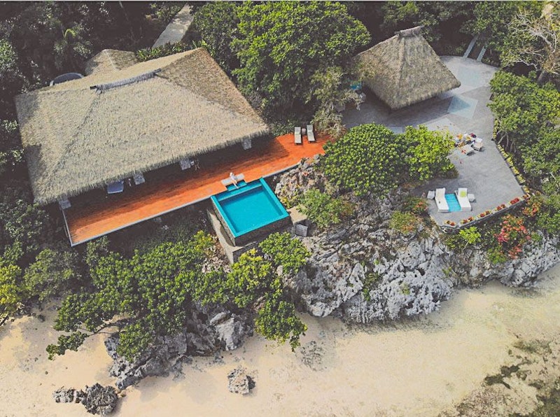Außerdem verfügt jedes Haus über einen Infinitypool und eine große Terrasse.