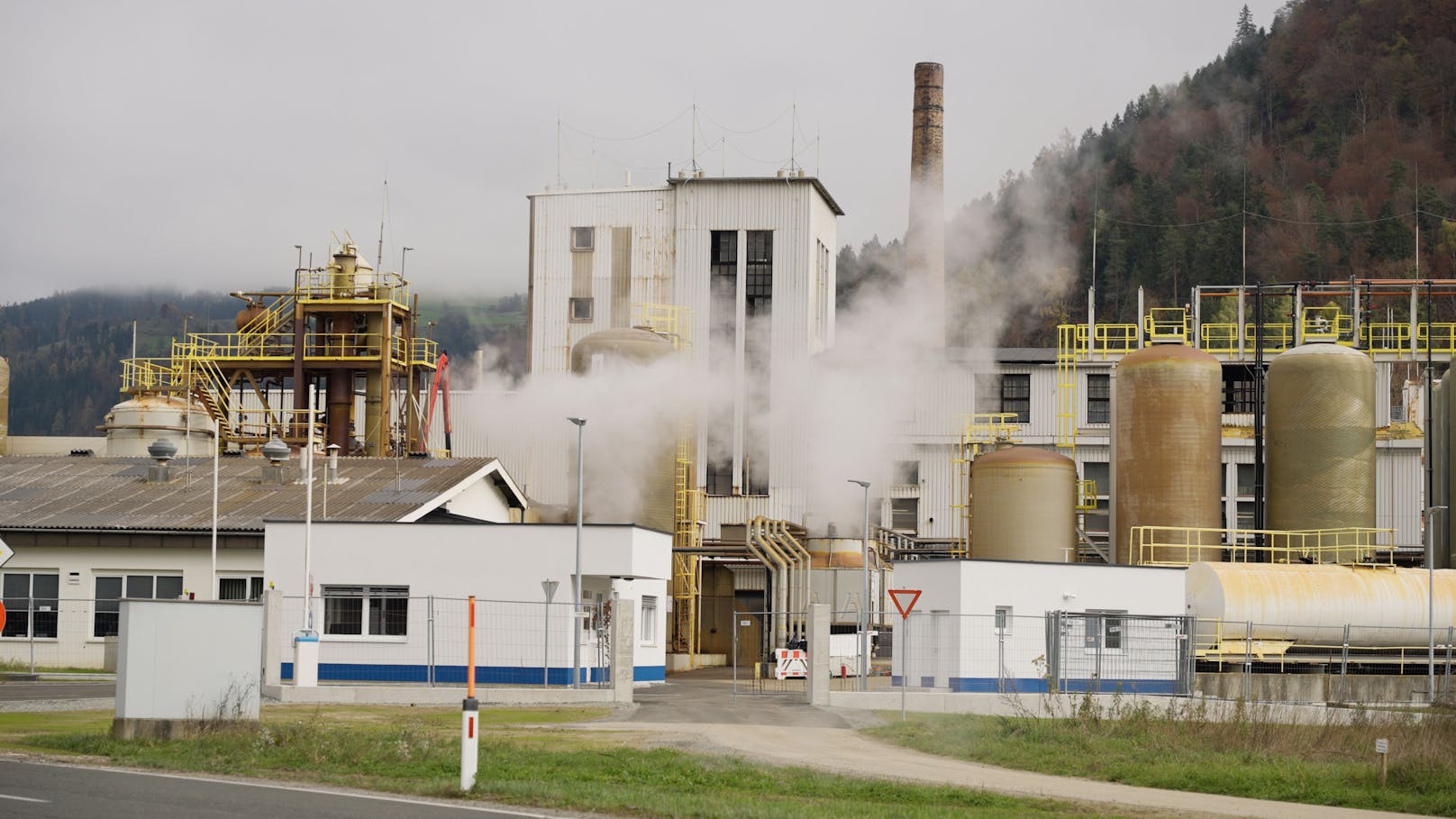 Aufregung um Chlorgas-Fabrik der Donau Chemie