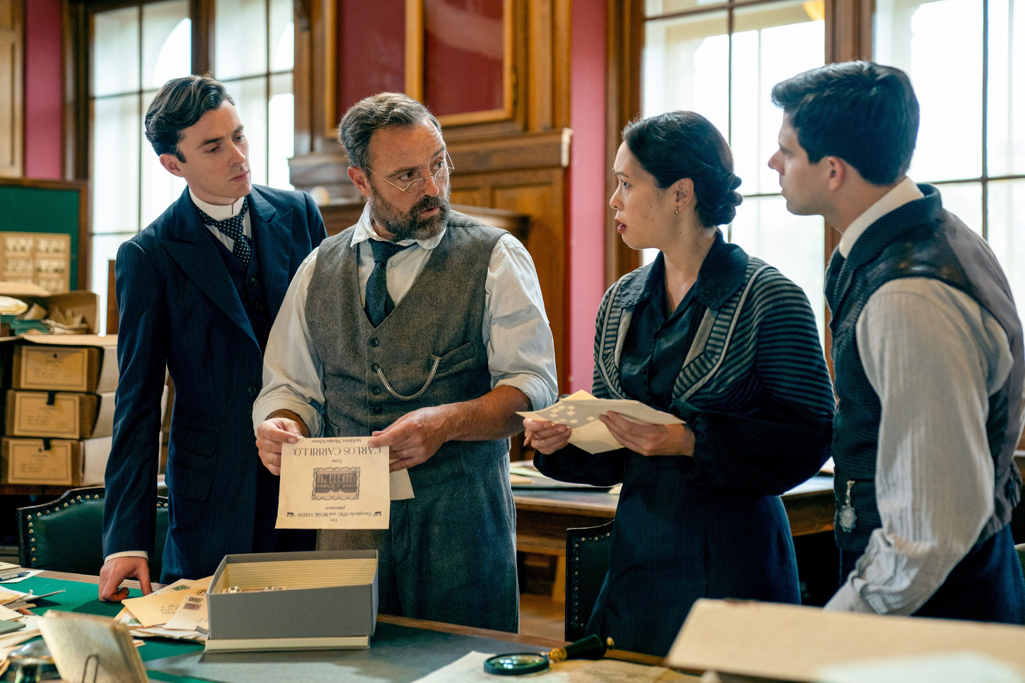 (v.l.n.r.): Matthew Beard (Max Liebermann), Juergen Maurer (Oskar Rheinhardt), Miriam Hie (Lisa Lindner), und Josef Ellers (Haussmann)