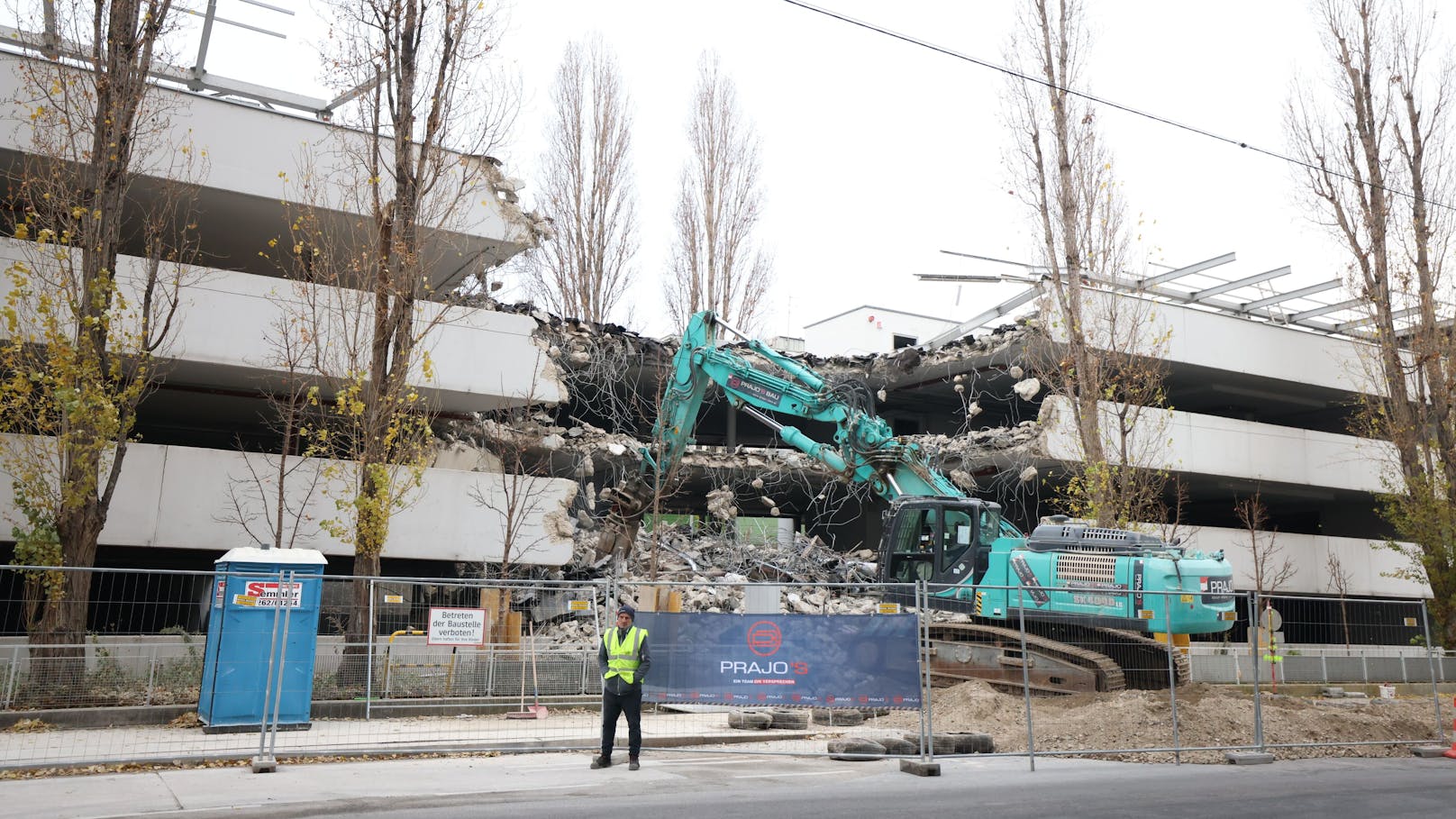 Abriss läuft – So geht’s mit dem Böhler-Spital weiter