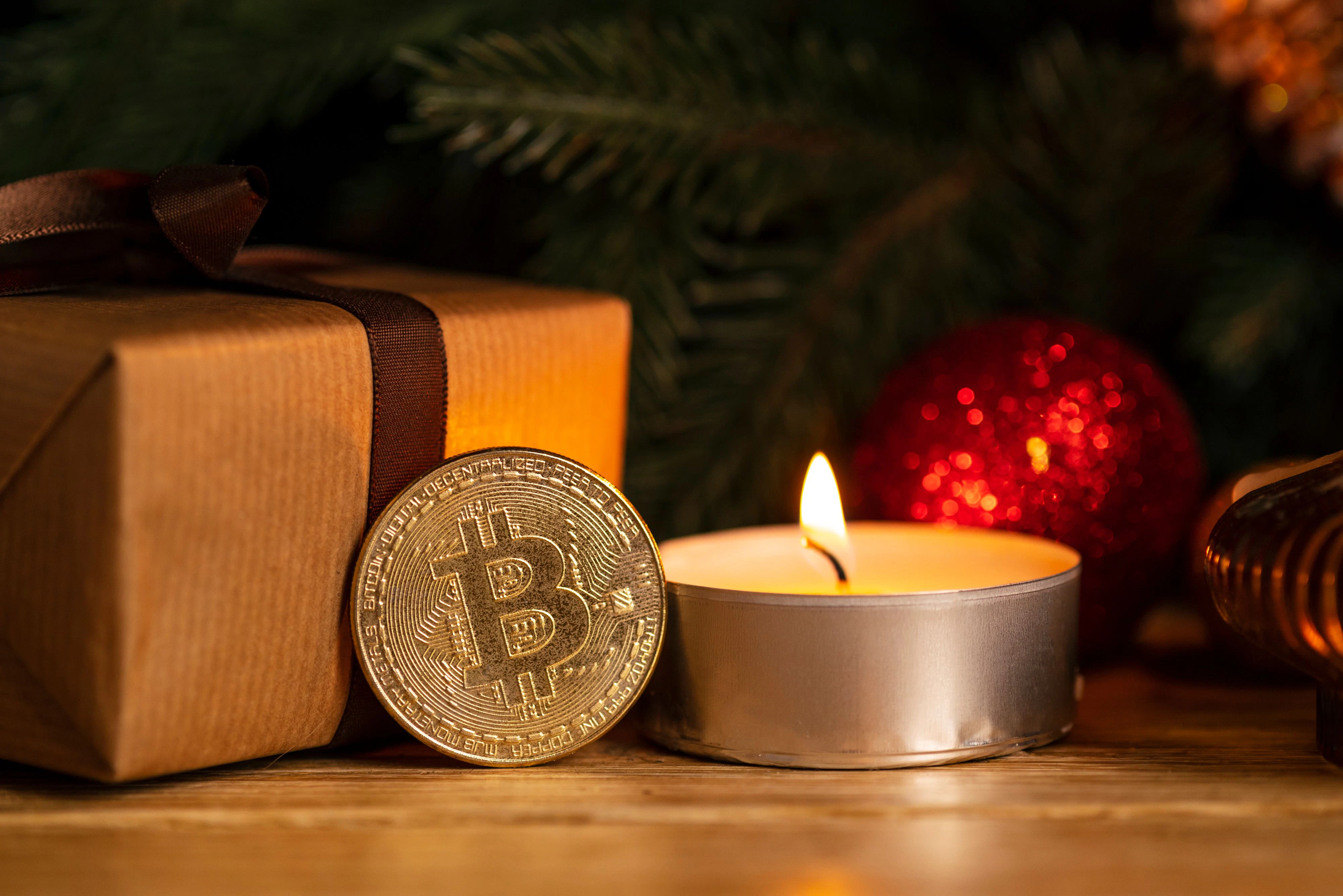 Weihnachten – Bitcoin und Aktien als Geschenk: Darauf musst du achten |  Heute.at