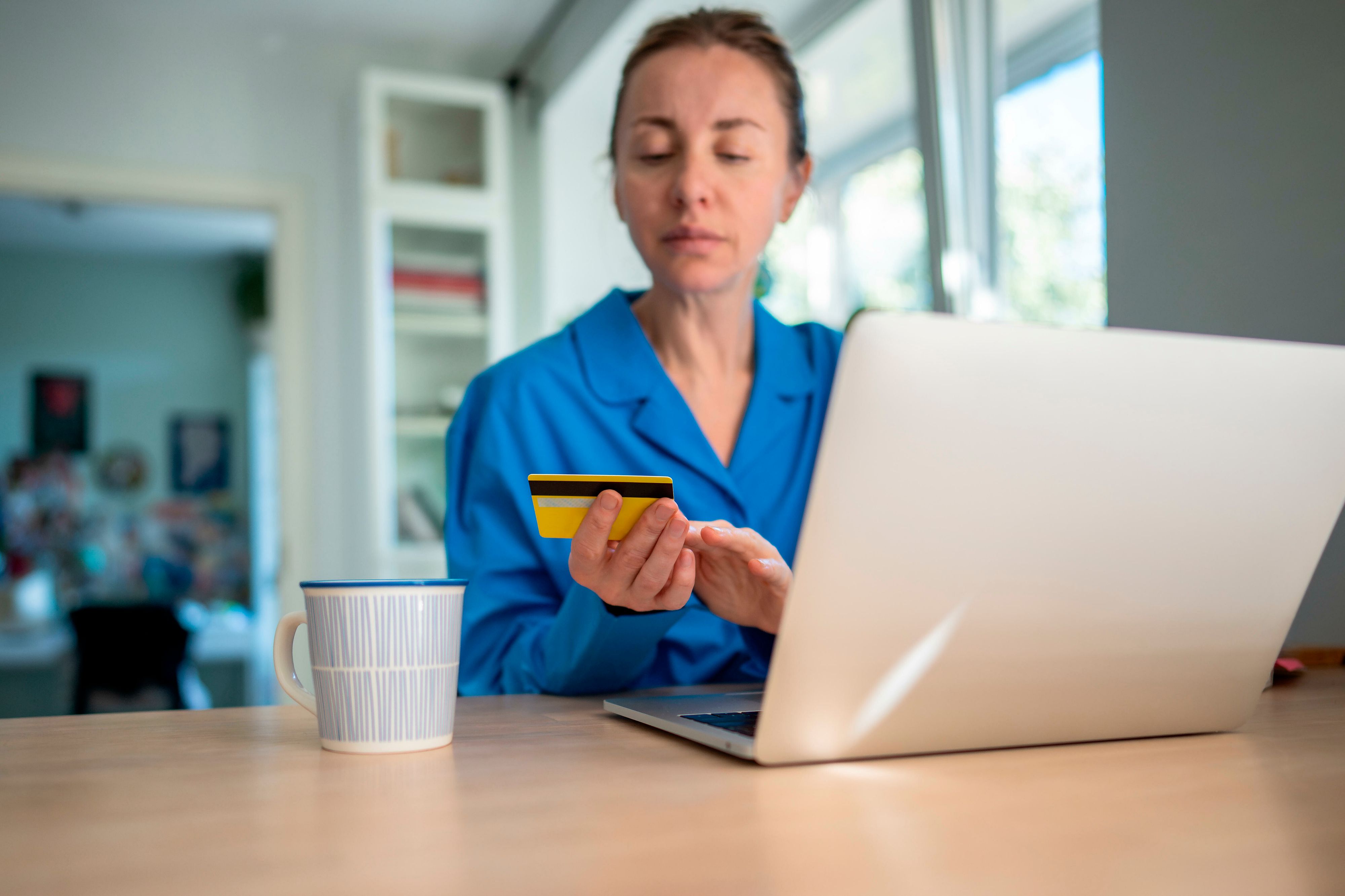 Immer wieder nutzen Cyberbetrüger Fake-Mails, um an sensible Daten zu kommen. (Symbolbild)