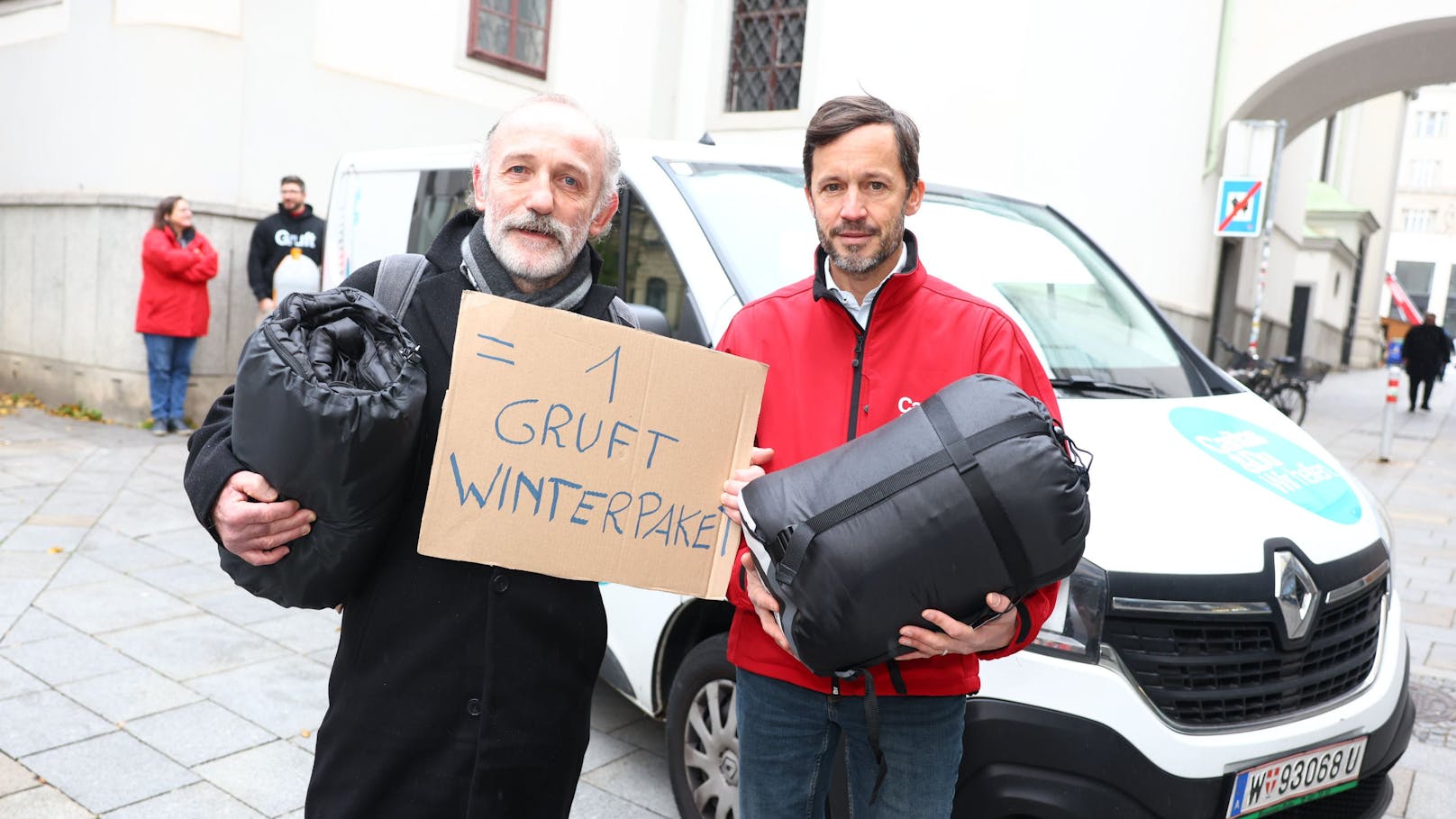 "Seien wir sozial" – Oscar-Star wirbt für Winterpaket