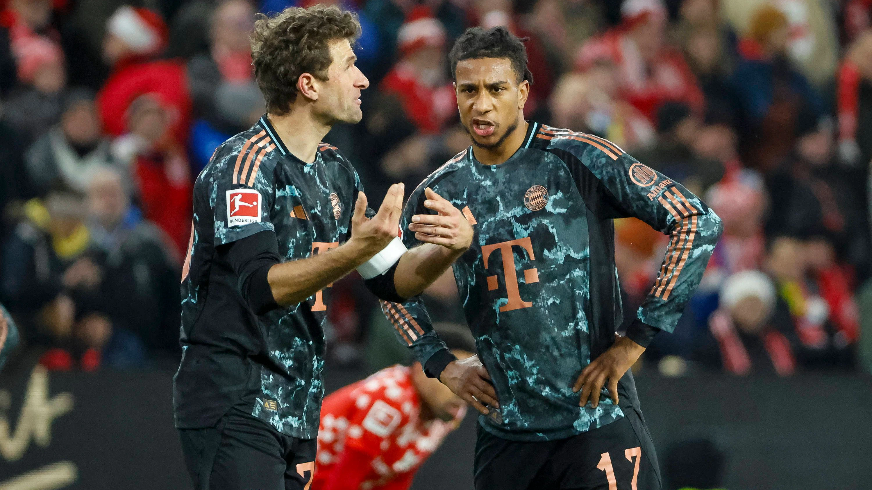 Ratlose Gesichter bei Thomas Müller und Co.