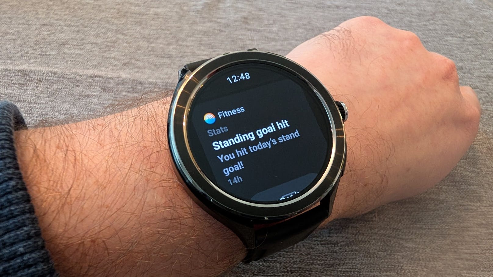 Und sie ist eine ausgezeichnete Wahl für alle, die eine vielseitige und leistungsstarke Smartwatch suchen, denn sie bietet ein exzellentes Preis-Leistungs-Verhältnis.