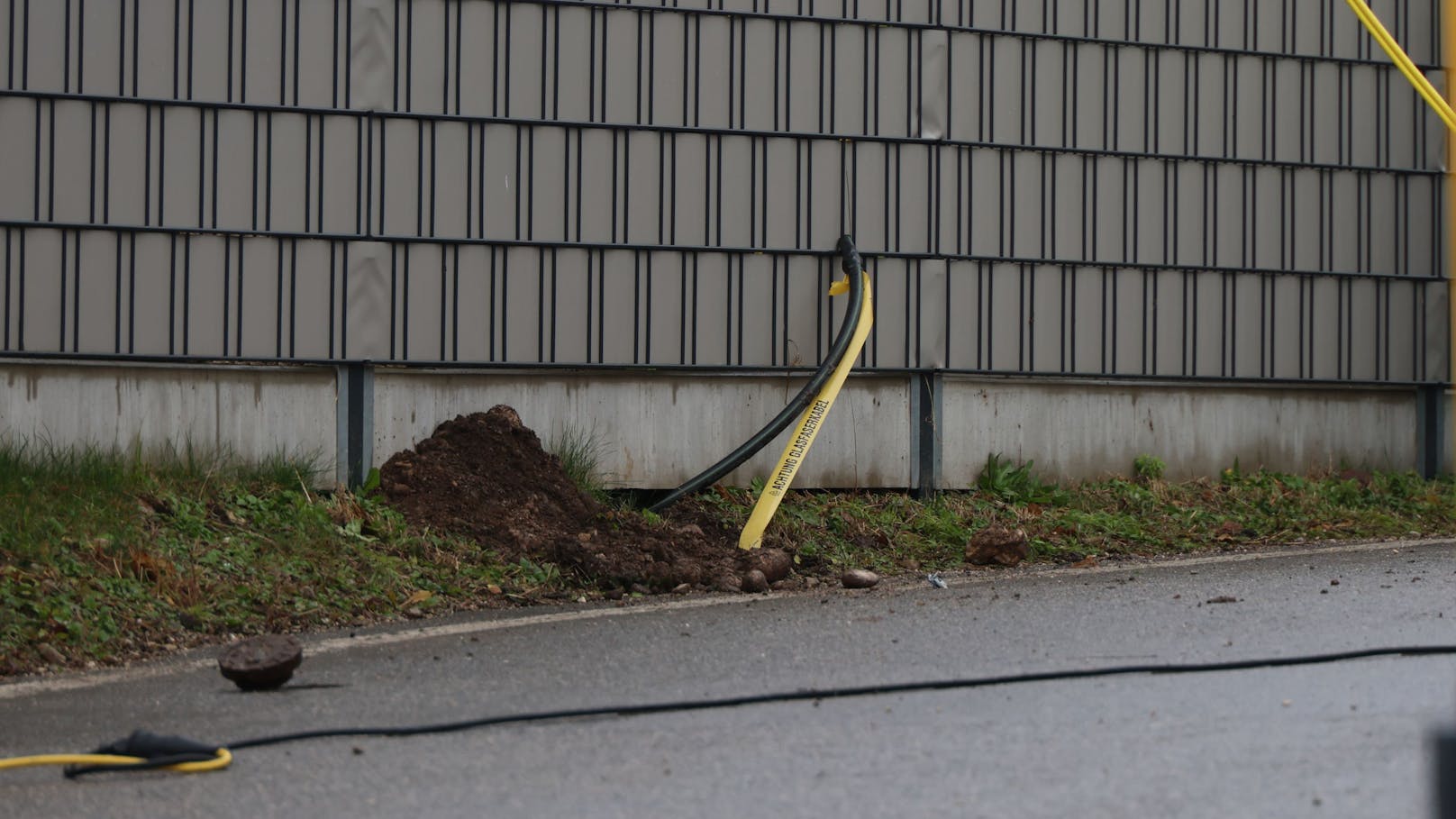 Eine angebohrte Gasleitung sorgte am Montag für mächtig Wirbel – es herrschte Explosionsgefahr.